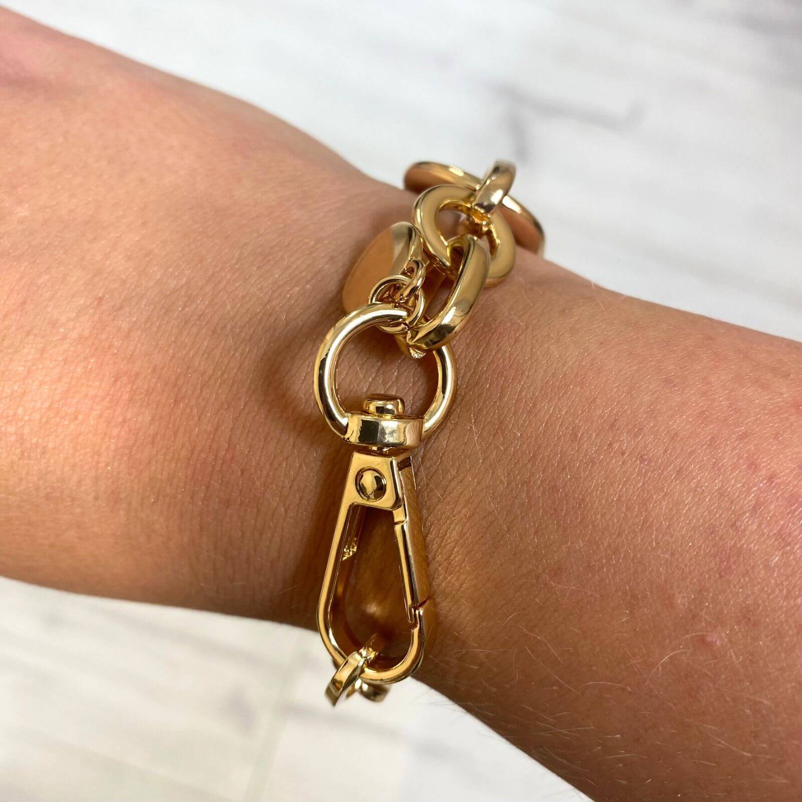 Absolute Gold Chunky Oval Link Bracelet - Image 3