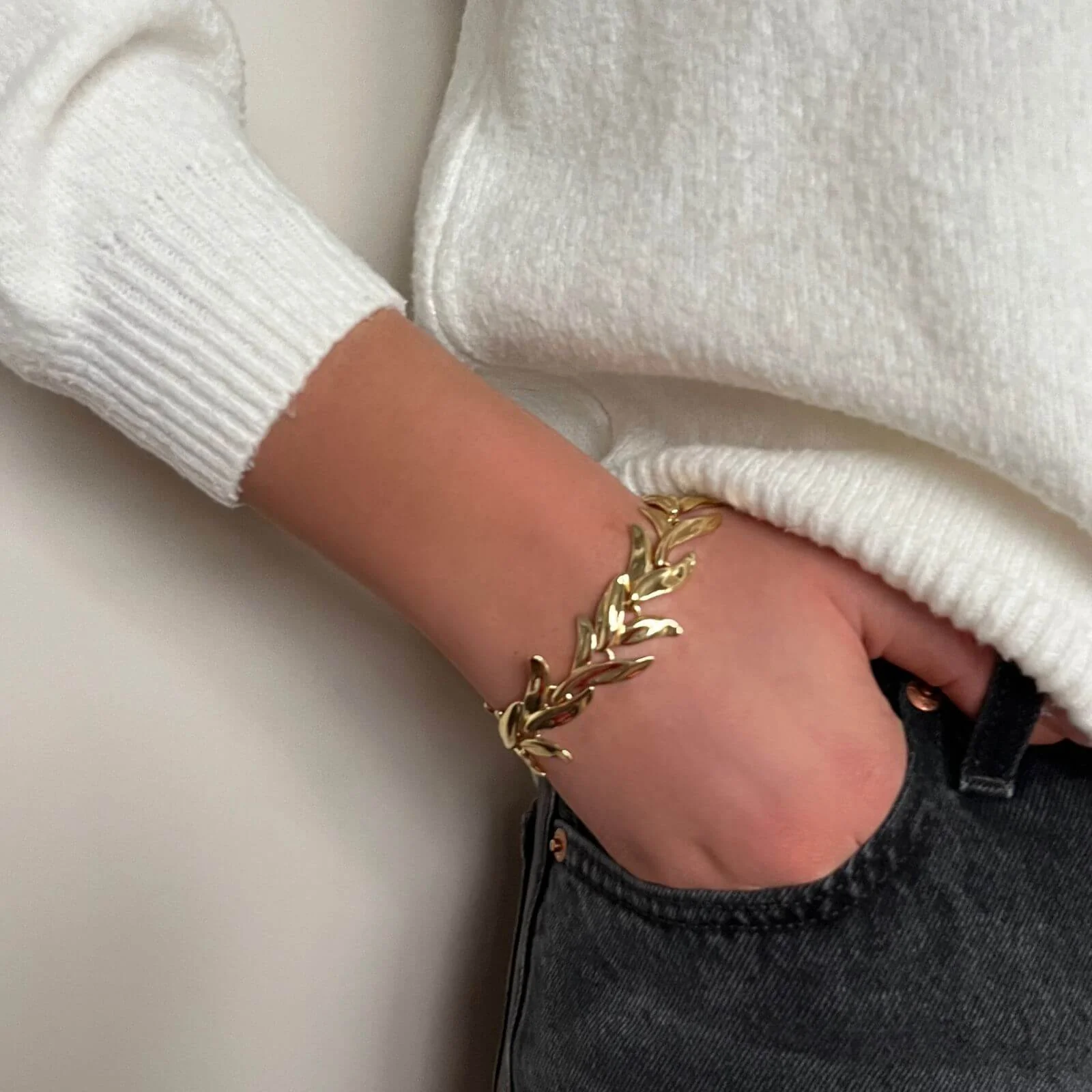 Absolute Gold Leaf Bracelet - Image 2
