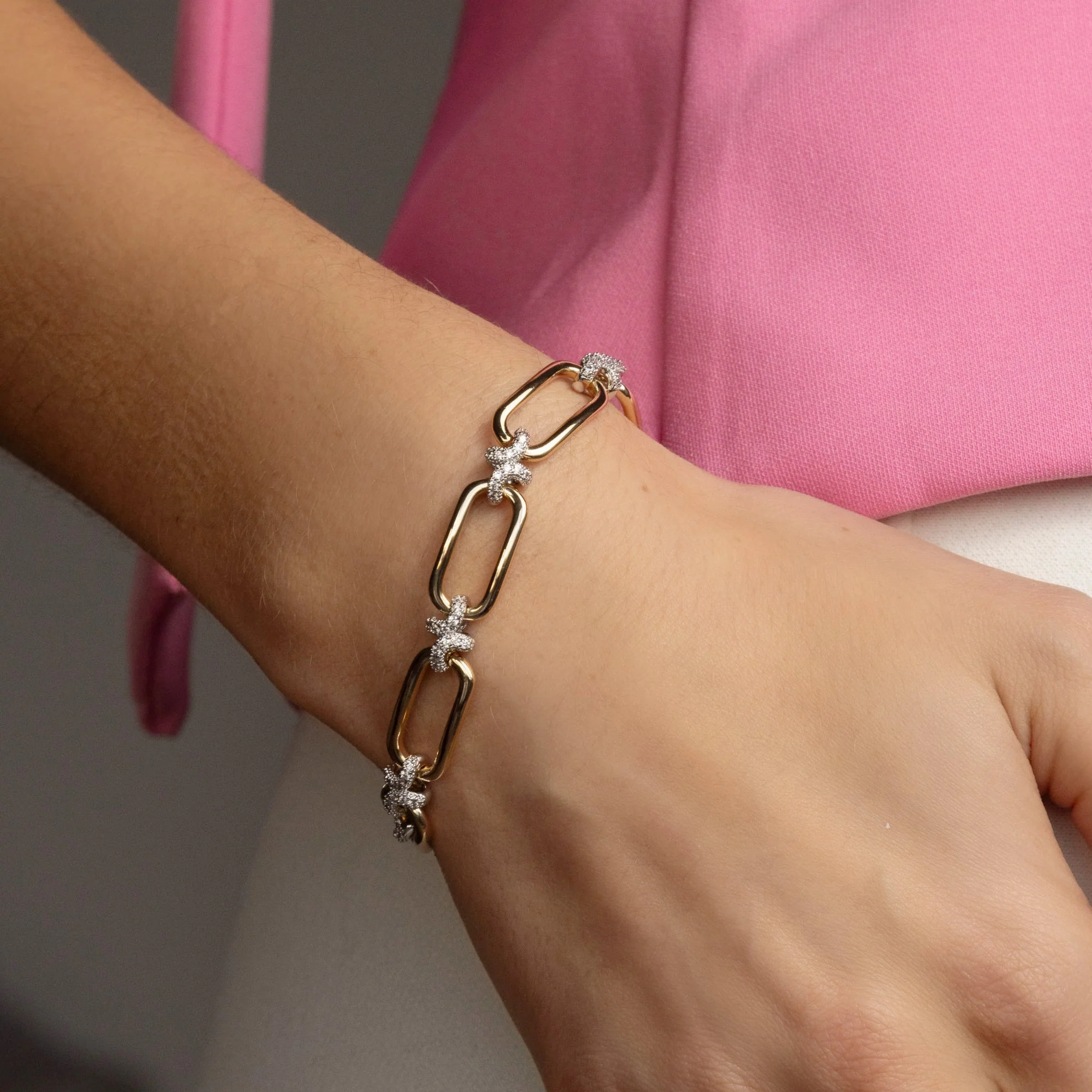 Absolute Gold Oval Link Crystal Kiss Bracelet - Image 3