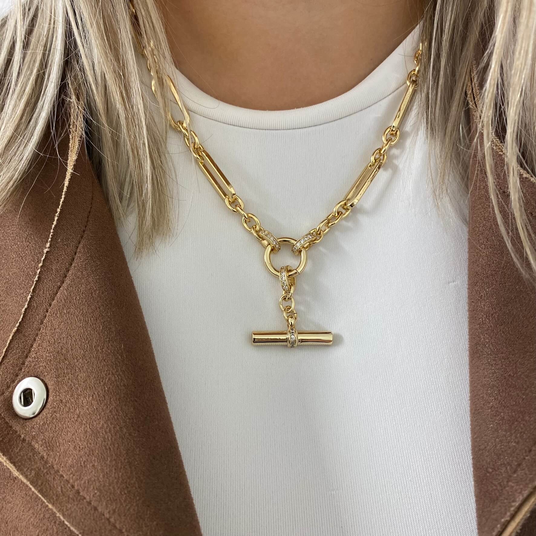 Absolute Gold Oval Link TBar Necklace - Image 3