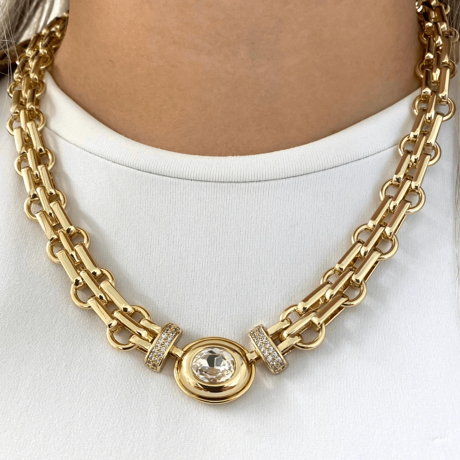 Absolute Gold Oval Pendant Necklace - Image 2