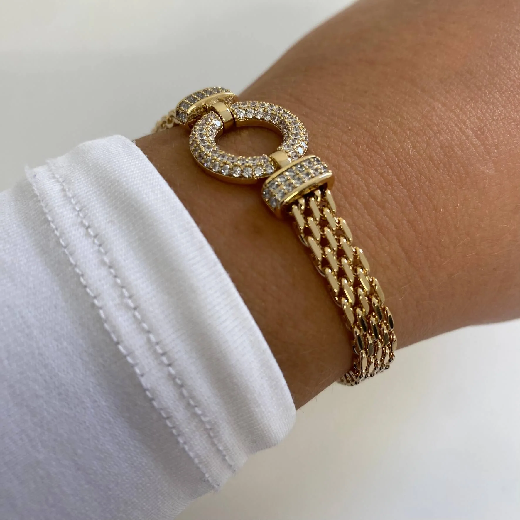 Absolute Gold Pave Crystal Circle & Flat Link Bracelet - Image 3