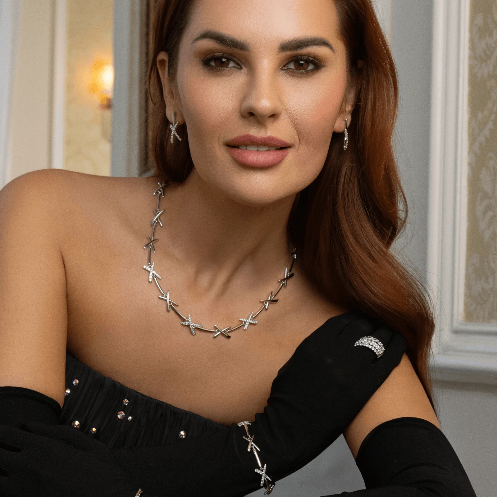 Absolute Silver Kisses Necklace - Image 3