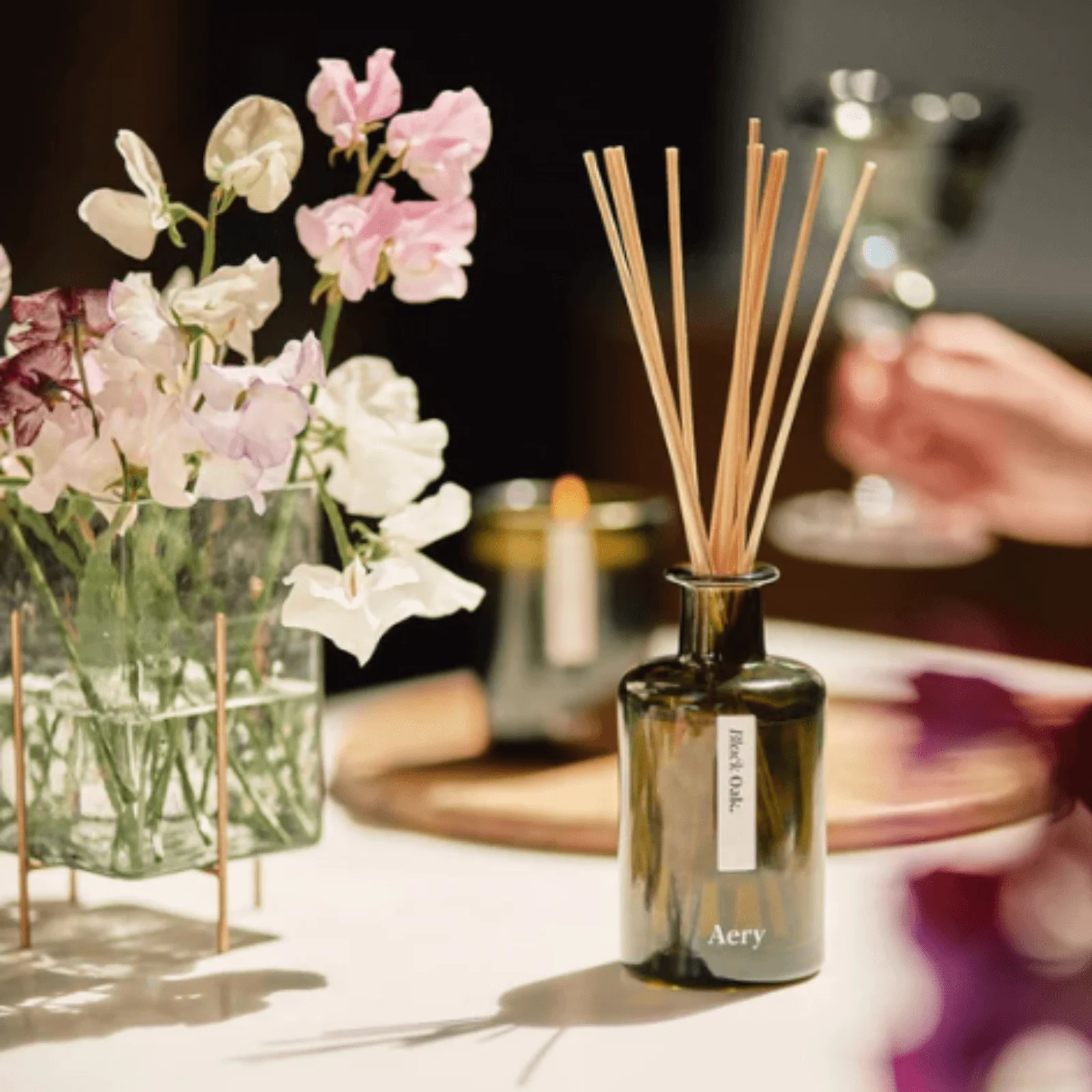 Aery Black Oak Reed Diffuser - Cedarwood Cardamom and Nutmeg - Image 2