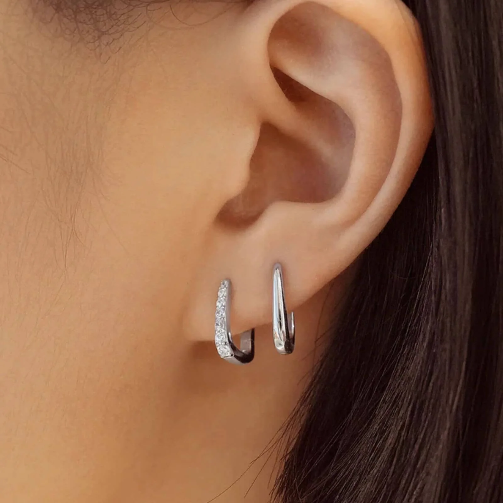 Ania Haie Sunshine Chaser Silver Rounded Oval Hoop Earrings - Image 2