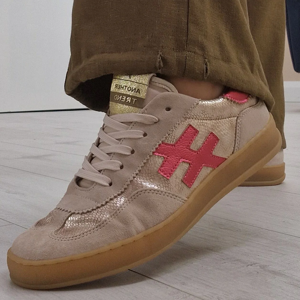 Another Trend Gold & Pink Sneakers - Image 4