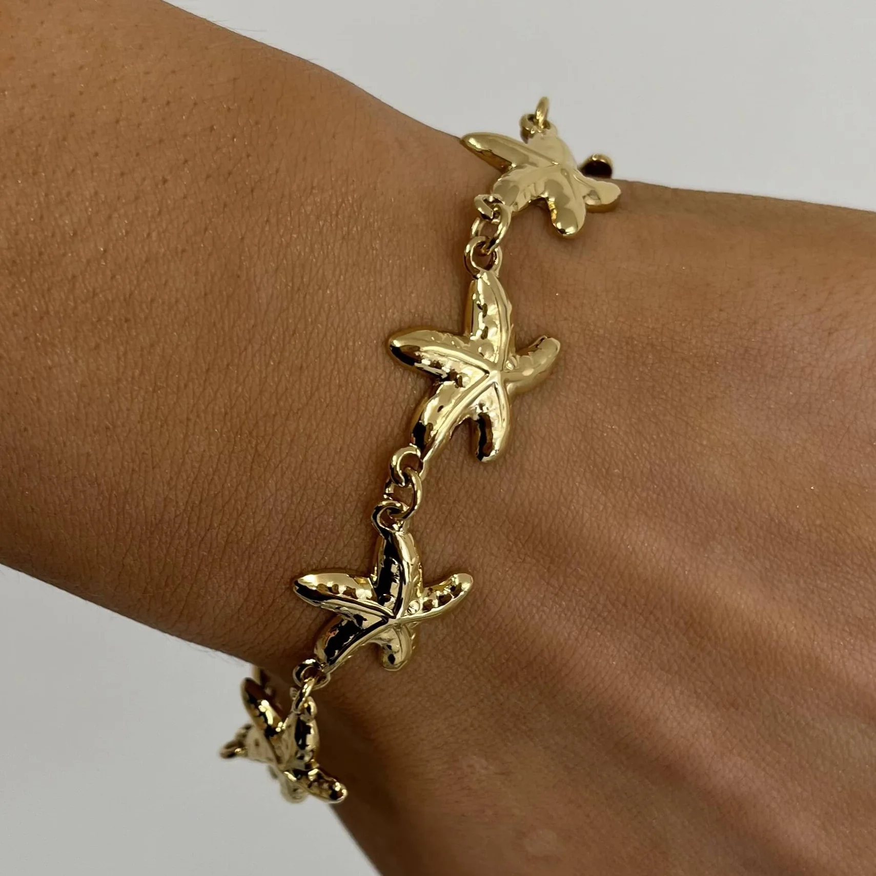 BeJeweled At Soul Gold Multi Starfish Link Bracelet