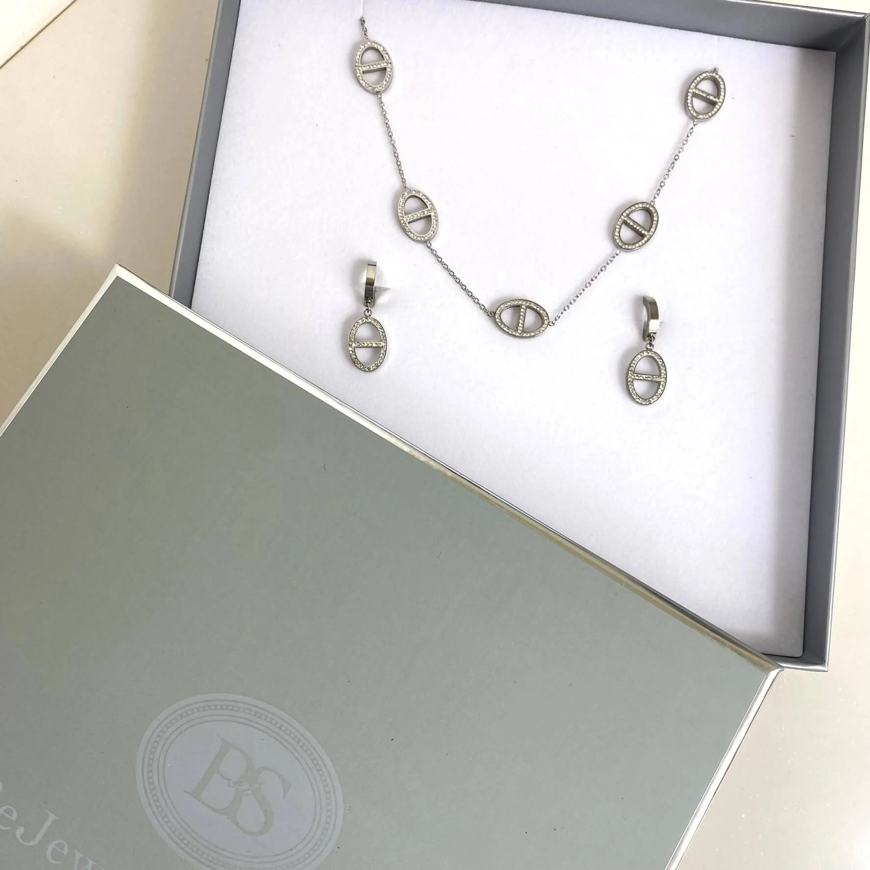 BeJeweled At Soul Silver Oval Pendant Earrings & Necklace Set - Image 2