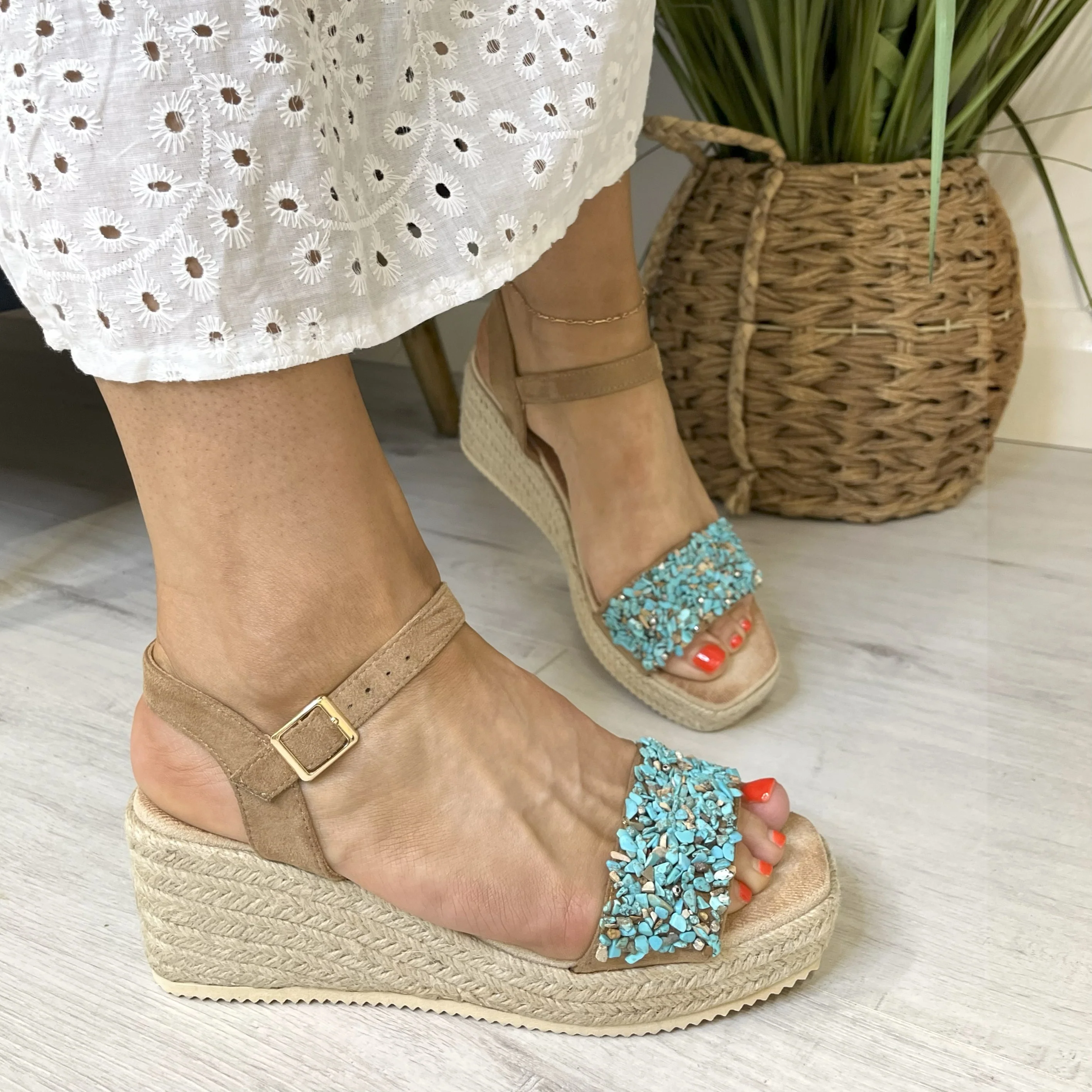 Turquoise Embellished Wedge Sandals - Image 4