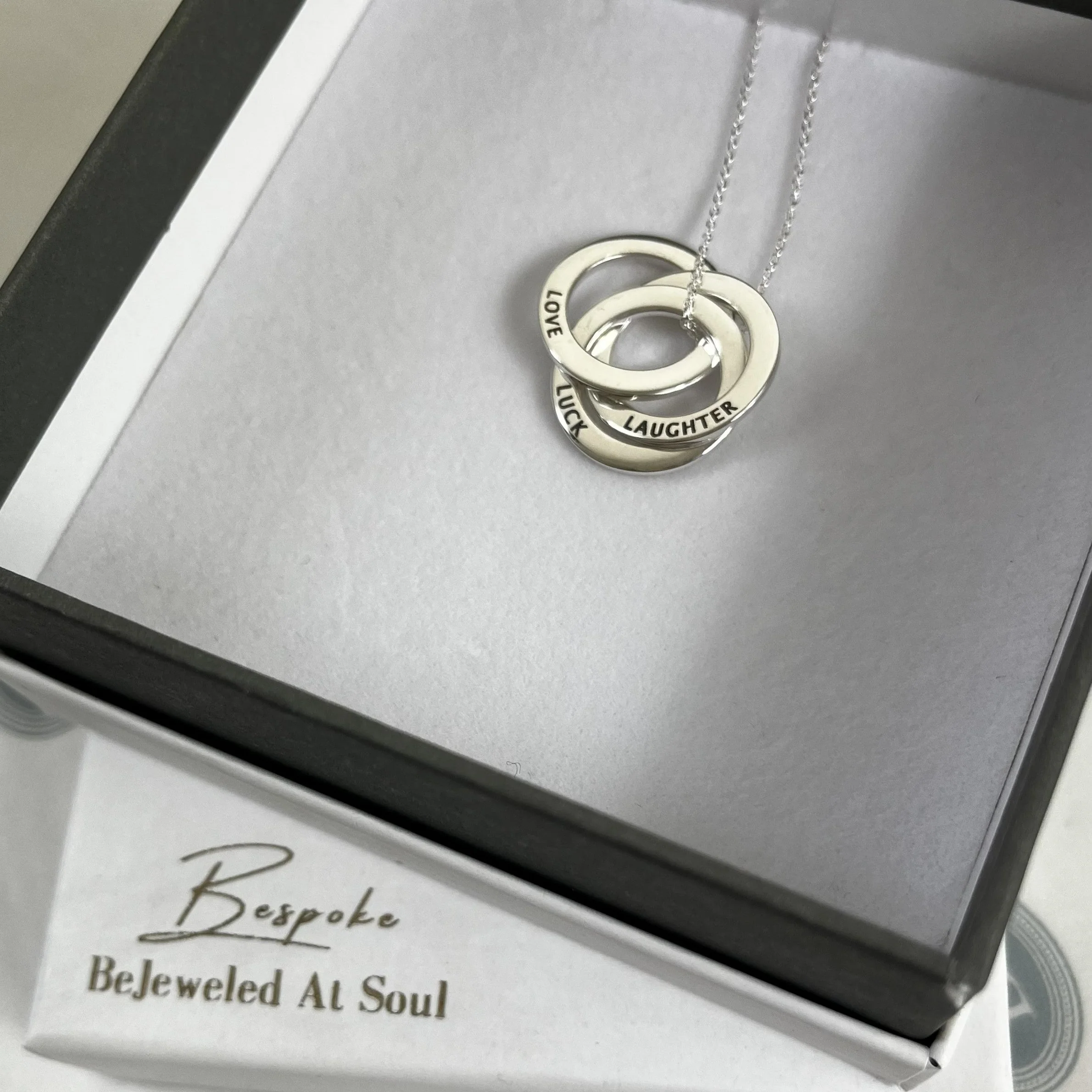 BeJeweled Bespoke Silver Interlinked Circles Pendant & Chain *** THREE WISHES *** - Image 2
