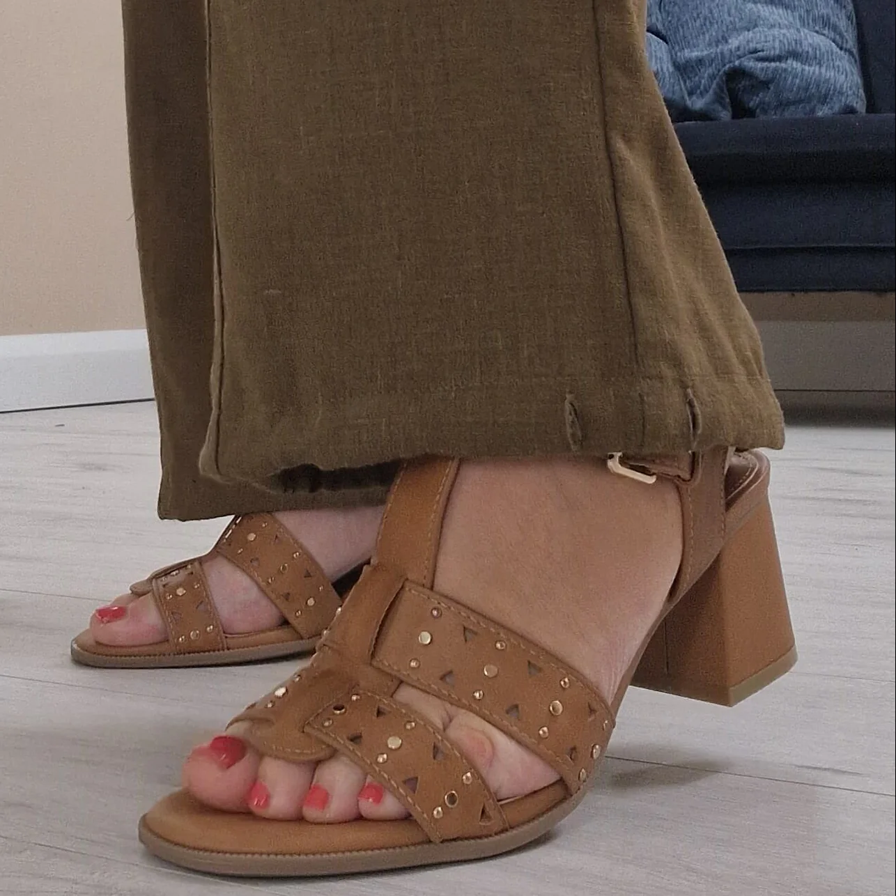 Carmela Tan Leather Block Heel Sandals - Image 6