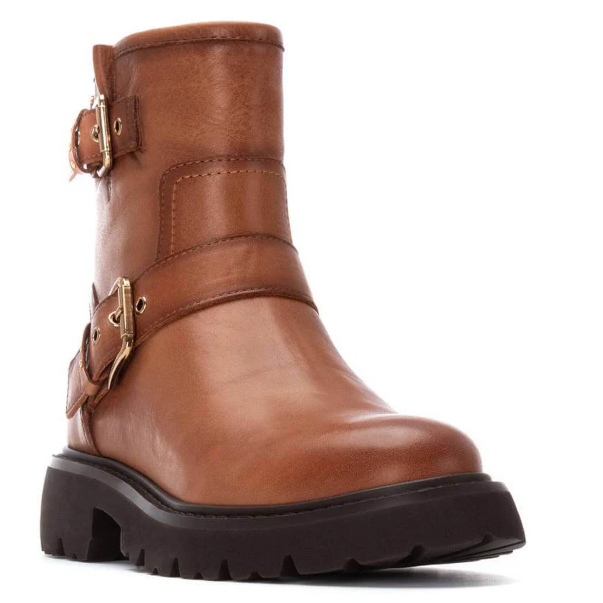 Carmela Tan Leather Flat Causal Boots - Image 3
