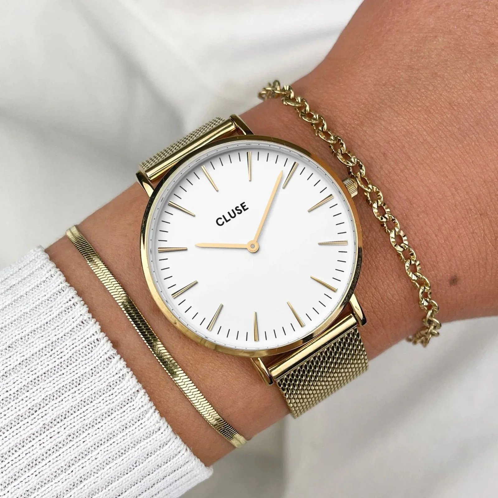 Cluse Boho Chic Gold Mesh Watch - Image 3