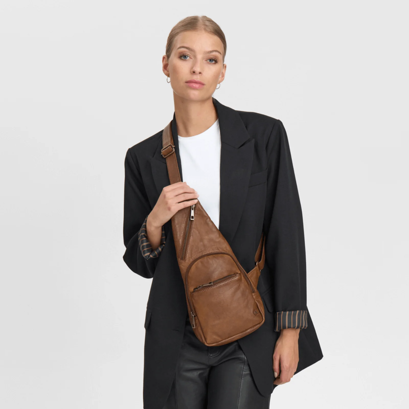 Depeche Dark Tan Leather Sling Bag - Image 4