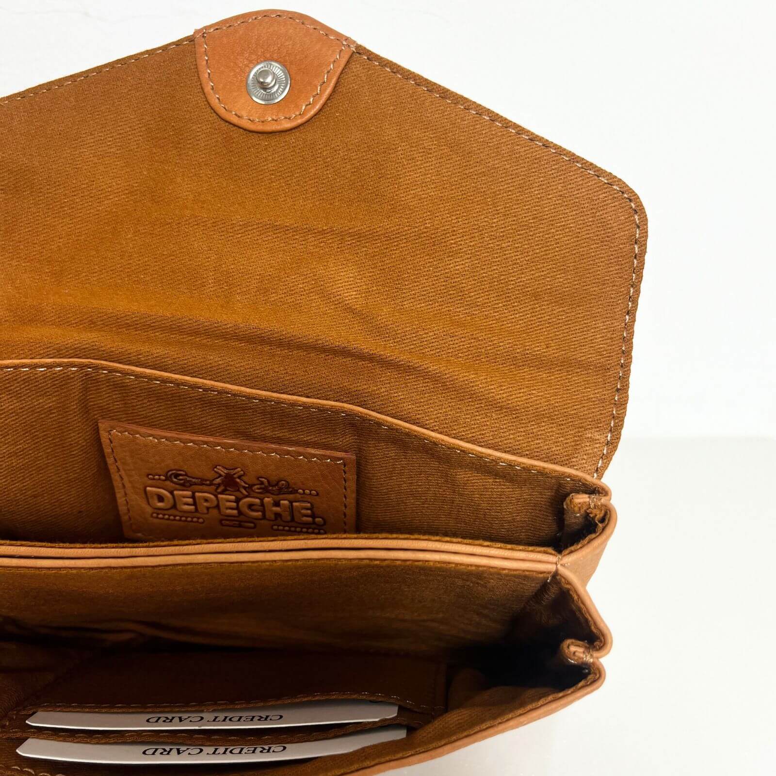 Depeche Tan Leather Purse - Image 3