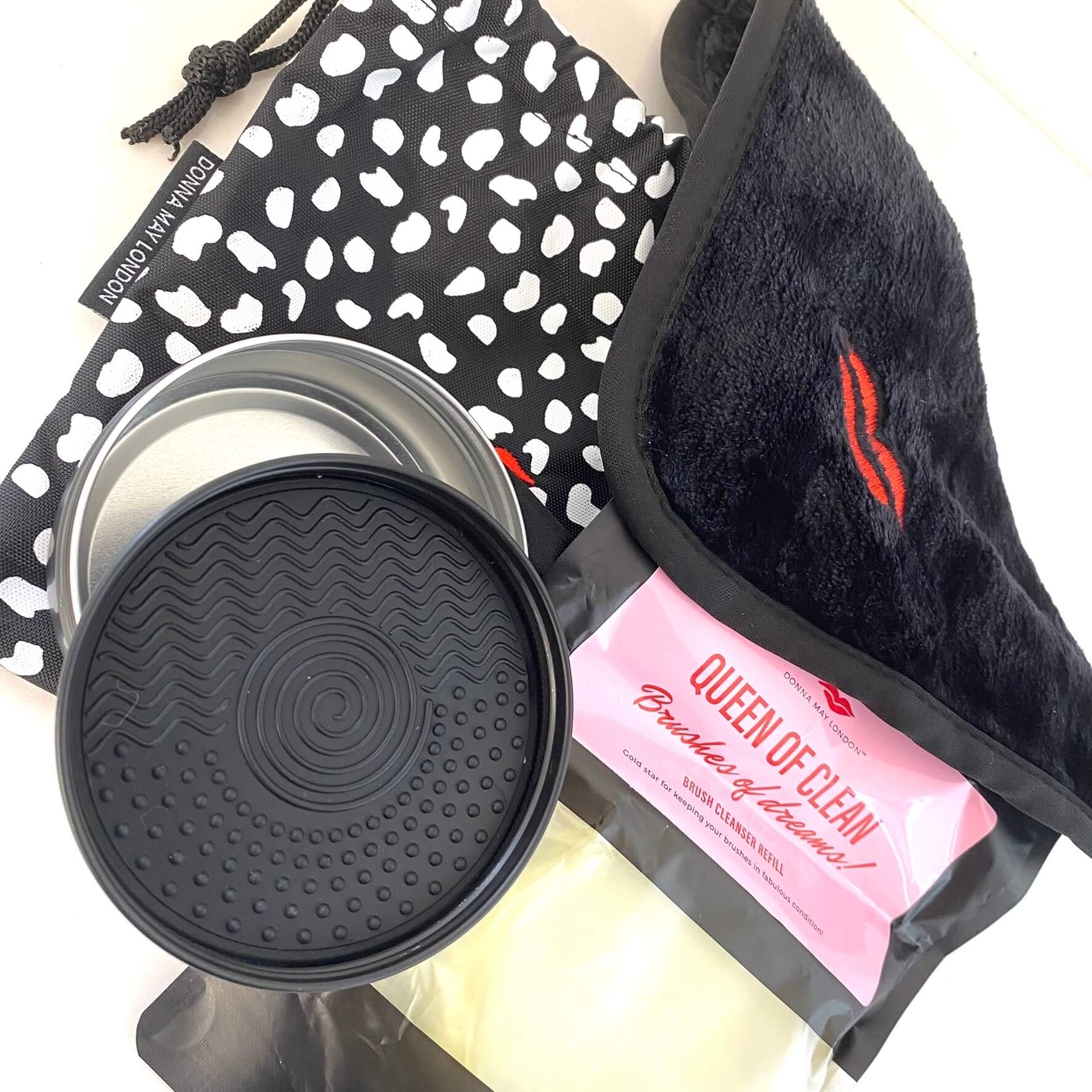 Donna May Makeup Brush Cleaner Kit - Image 2