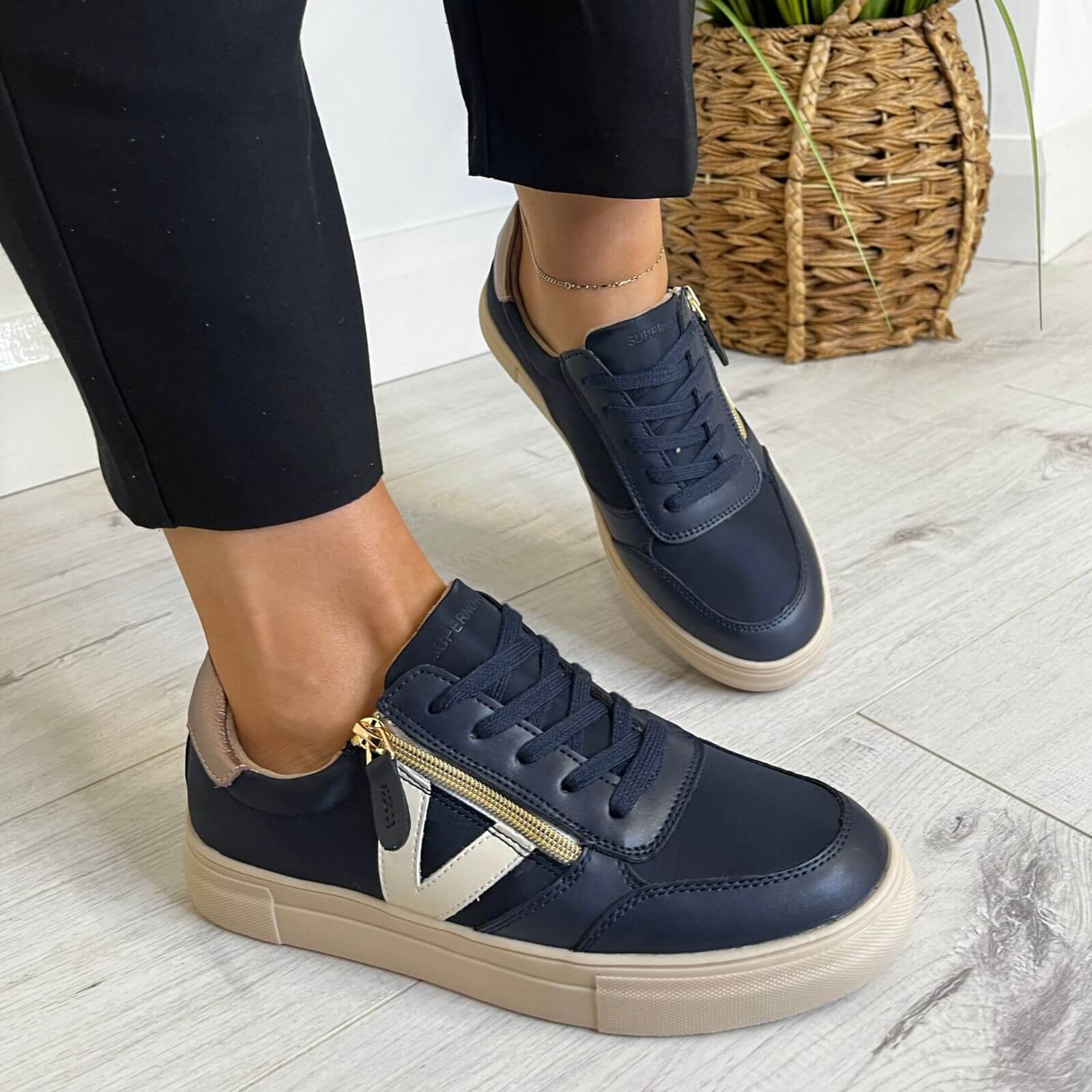 Drilleys Eighty One Sneakers - Navy - Image 2