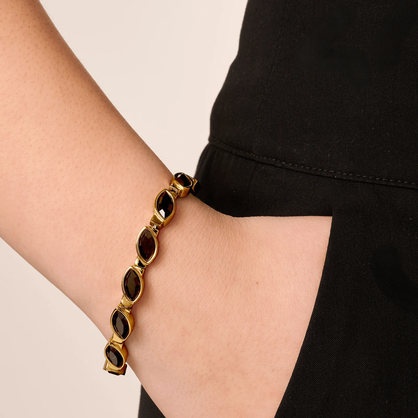 DYRBERG/KERN Celtis Gold Bracelet - Black - Image 2