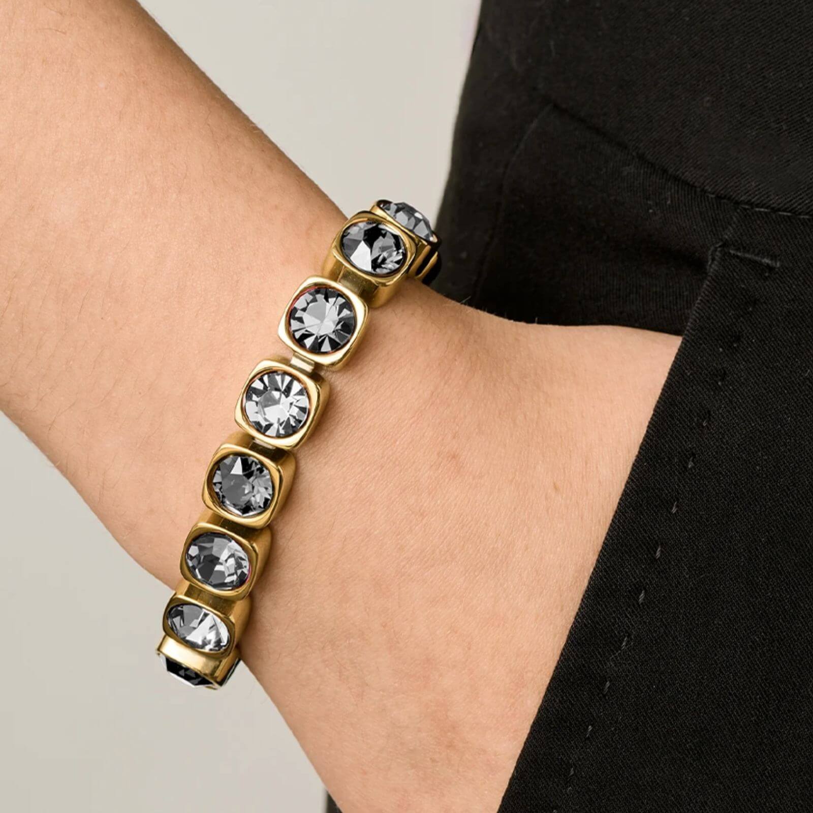 DYRBERG/KERN Conian Gold Bracelet - Grey - Image 2