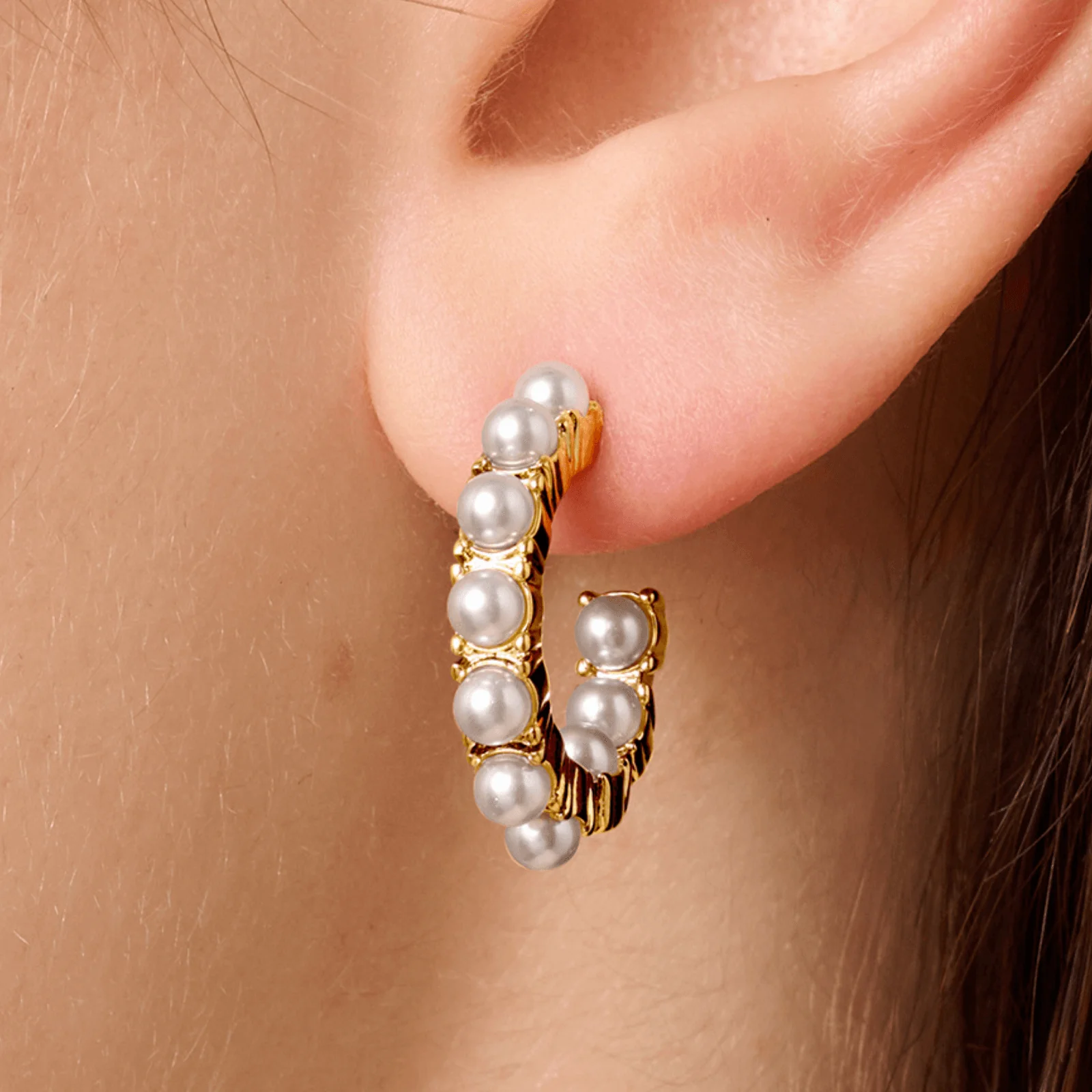 DYRBERG/KERN Raquel Gold Hoop Earrings - Pearl - Image 2