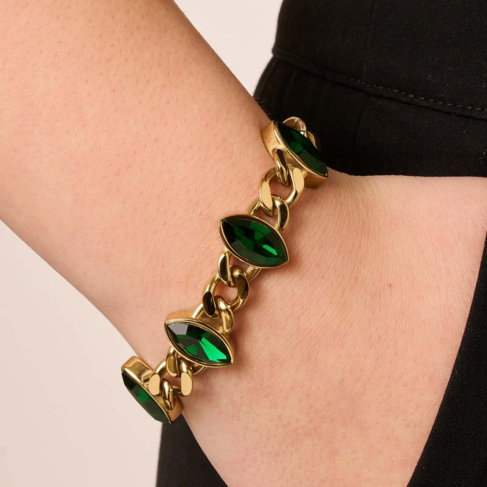DYRBERG/KERN Zelko Gold Bracelet - Emerald Green - Image 2