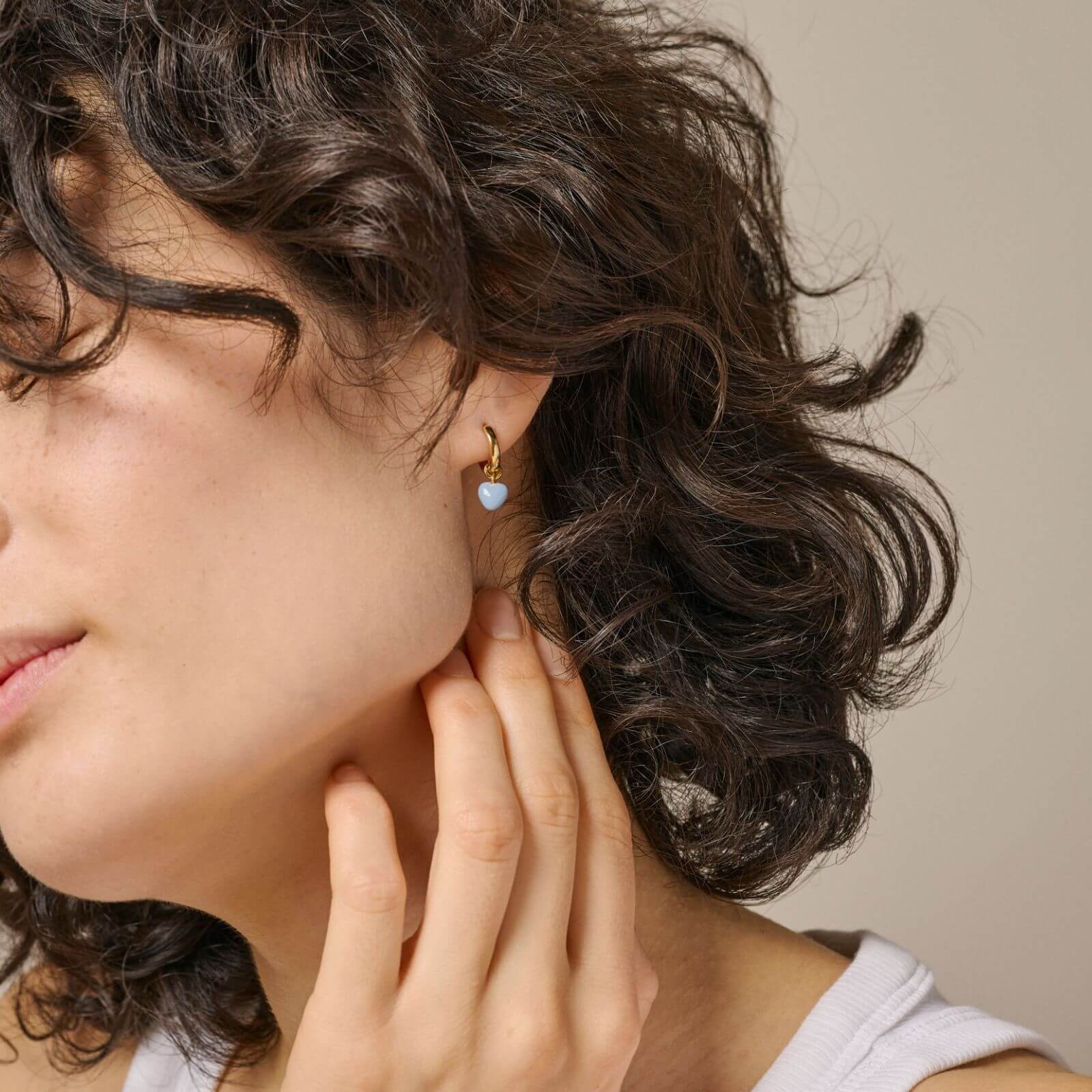 ENAMEL Copenhagen Gold Heart Charm Hoop Earrings - Blue - Image 2