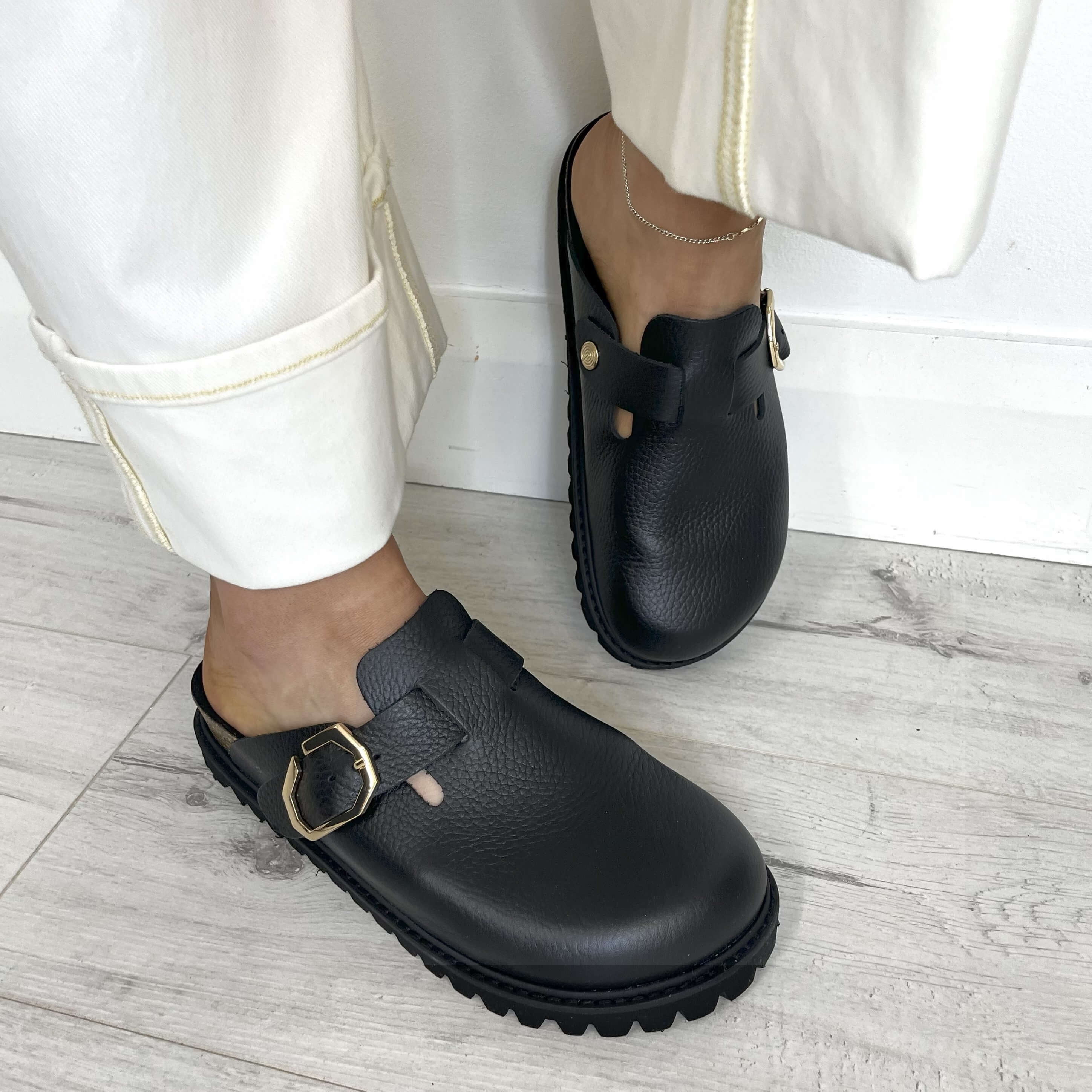 Genuins Indiana Black Embossed Leather Slip On Shoes - Image 3
