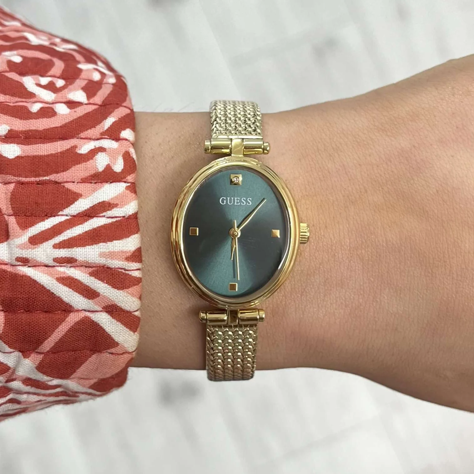 Guess Ruby Gold & Green Watch - Image 6