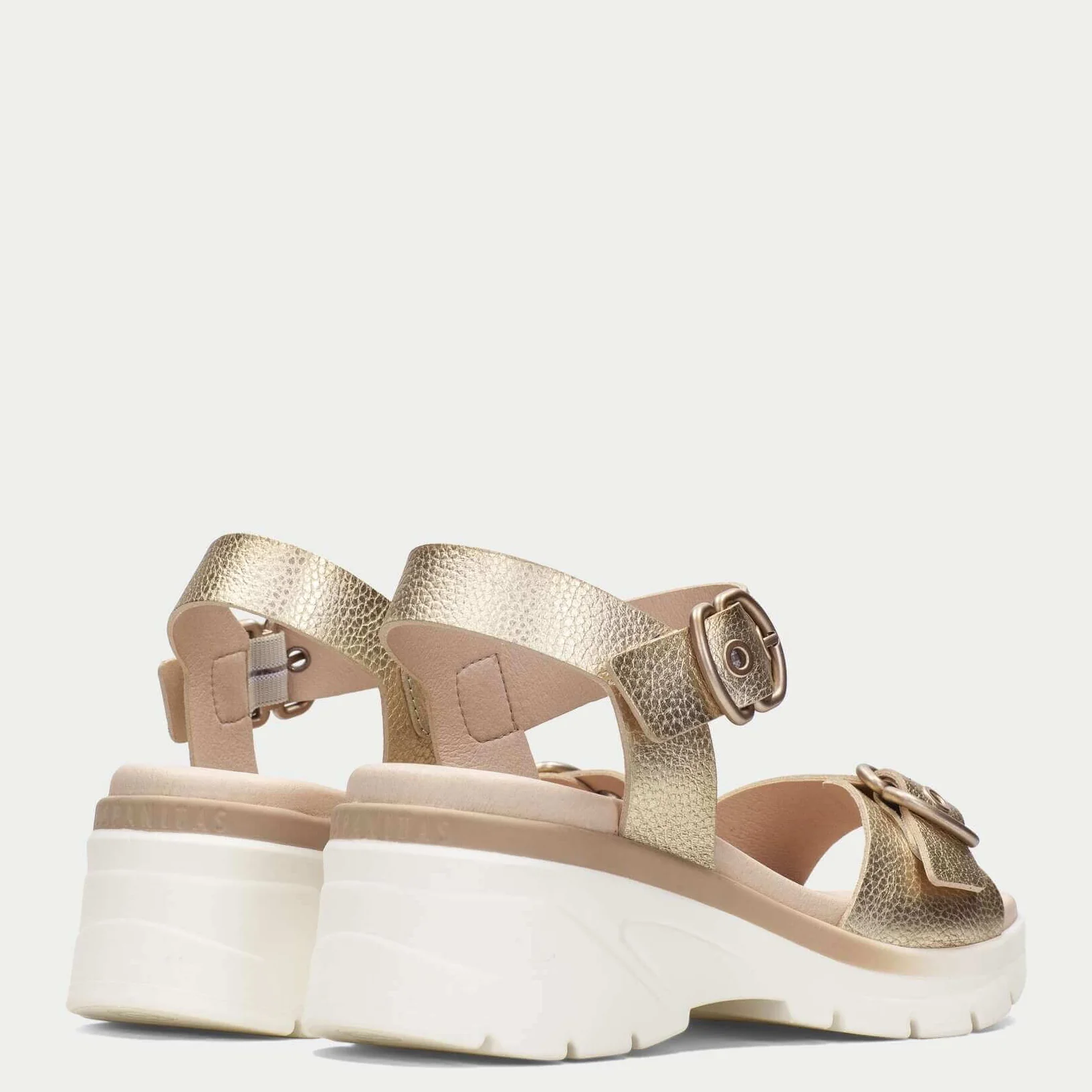 Hispanitas Gold Leather Strappy Elevated Sole Sandals - Image 3