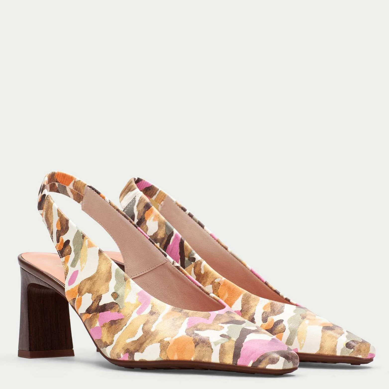 Hispanitas Smudge Patterned High Heel Pointed Toe Shoes - Image 3