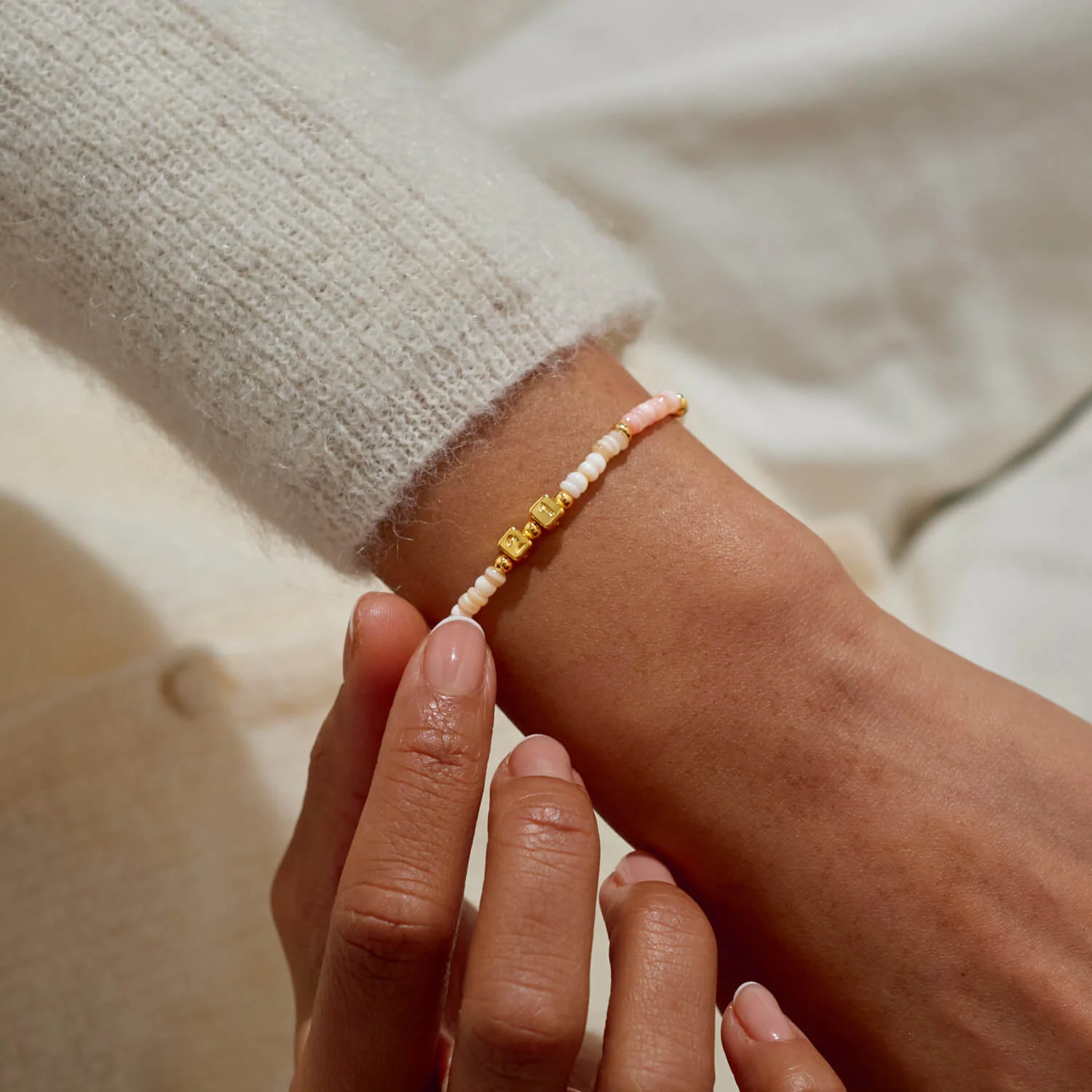 Joma 21st Birthday Bead Bracelet - Image 3