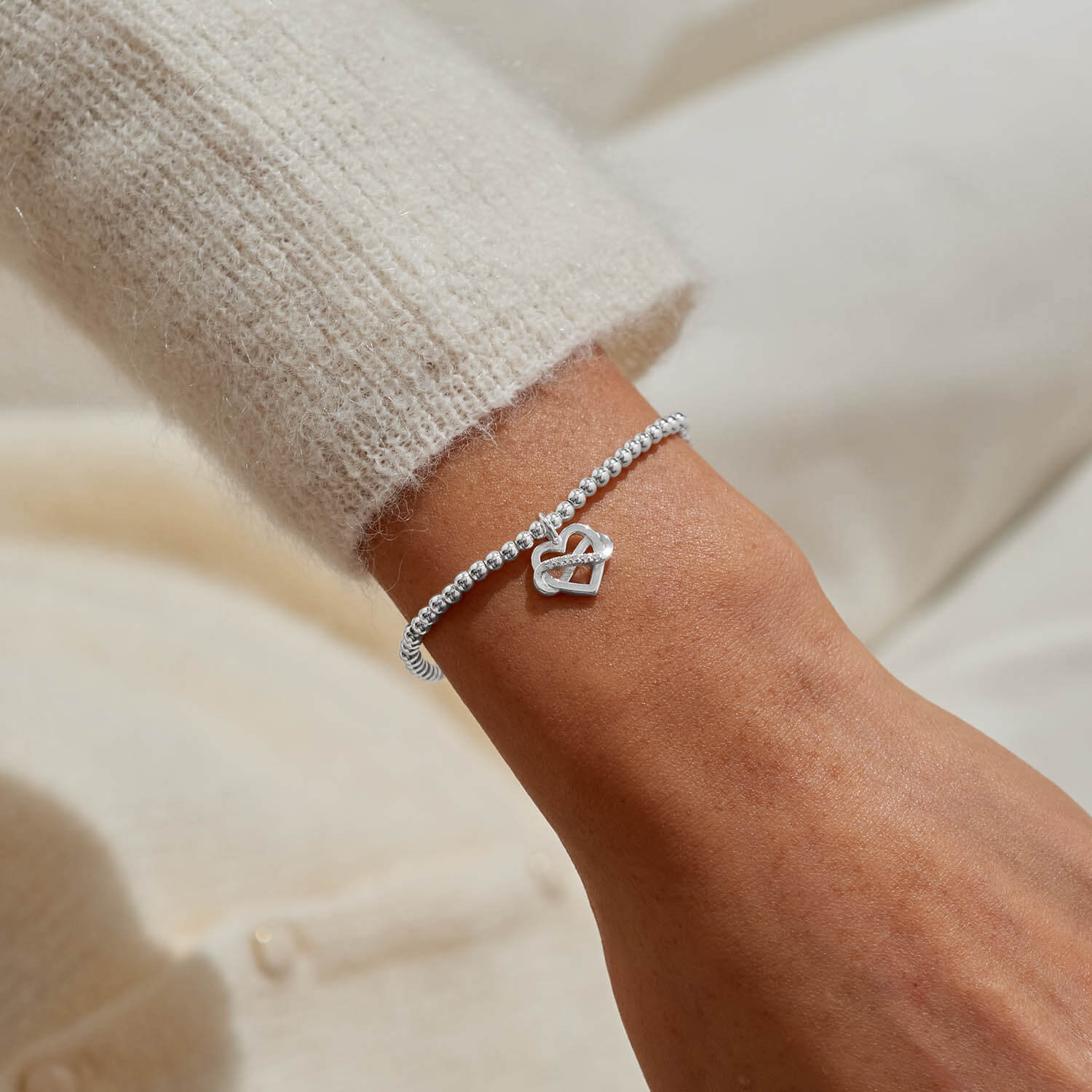 Joma Family Is A Gift That Lasts Forever Bracelet - Image 2