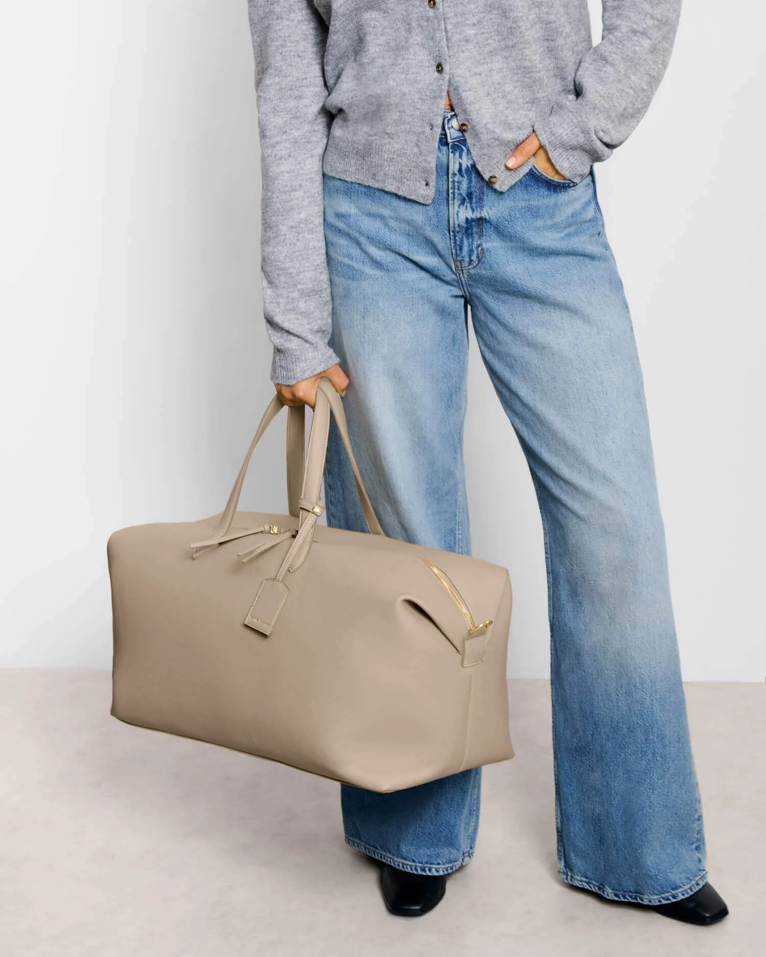 Katie Loxton Soho Weekend Holdall Bag - Taupe - Image 3