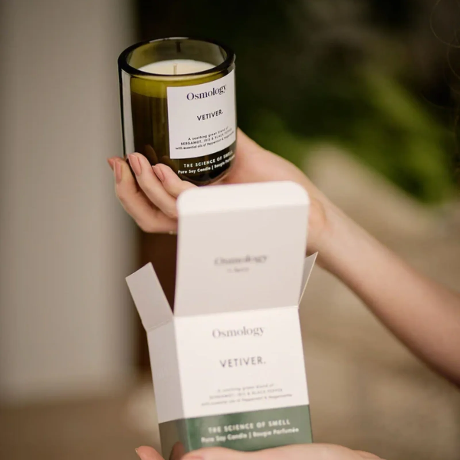 Osmology by Aery Vetiver Scented Candle - Bergamot, Iris & Black Pepper - Image 2