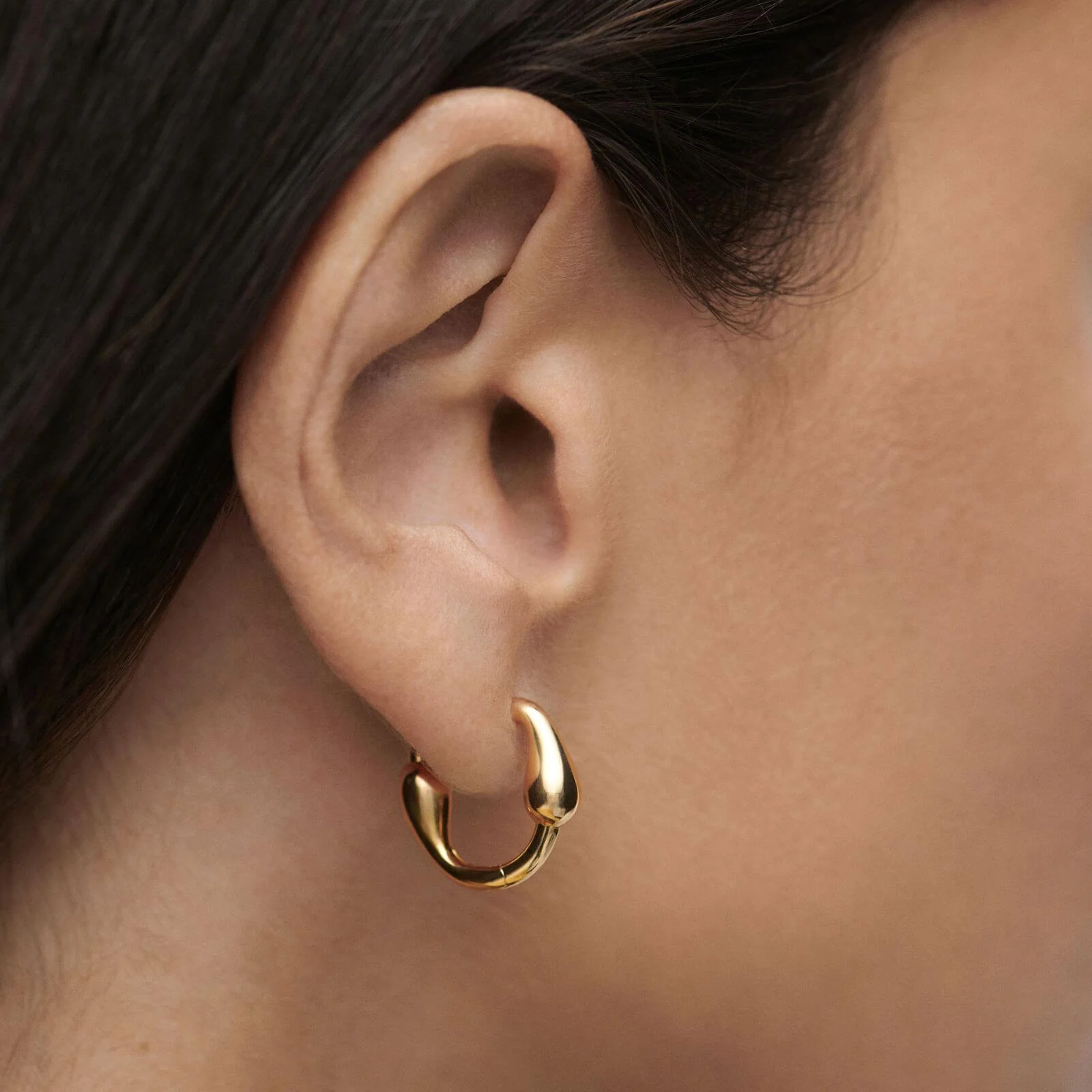 PDPAOLA Gold Cycle Hoop Earrings - Image 2