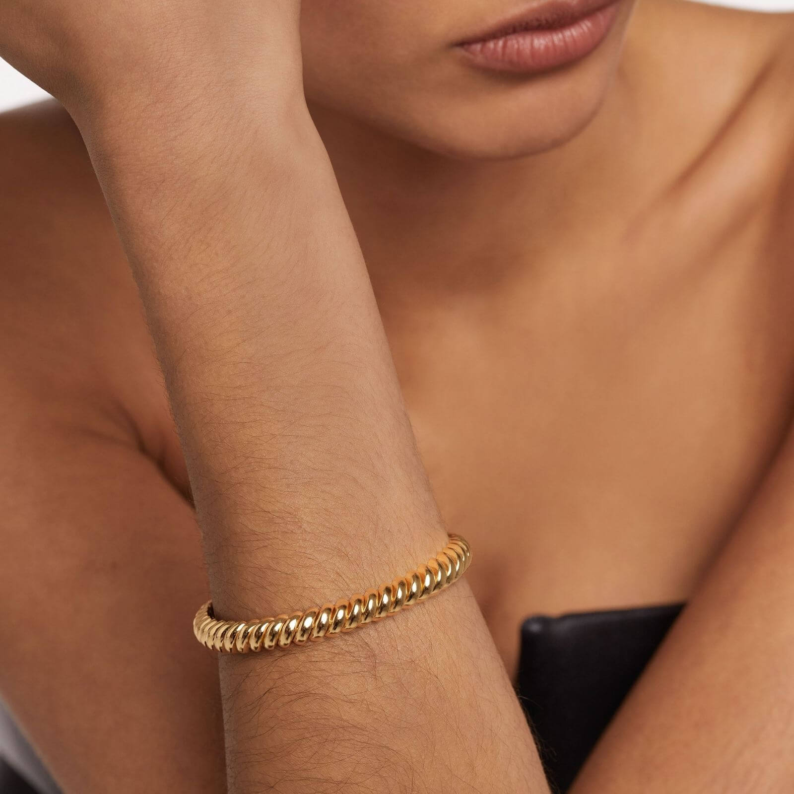 PDPAOLA Gold Gaia Bracelet - Image 2