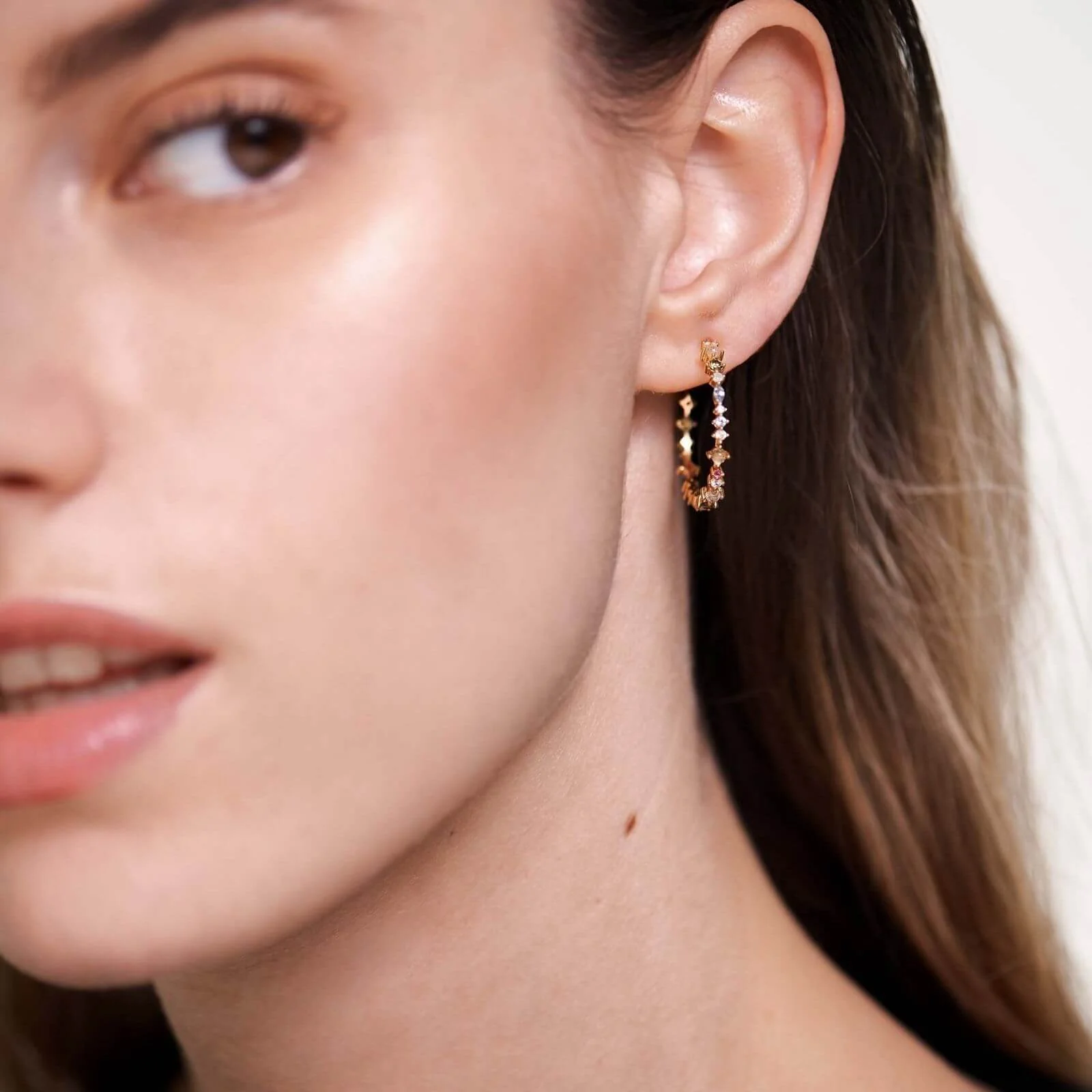 PDPAOLA Gold Halo Hoop Earrings - Image 2
