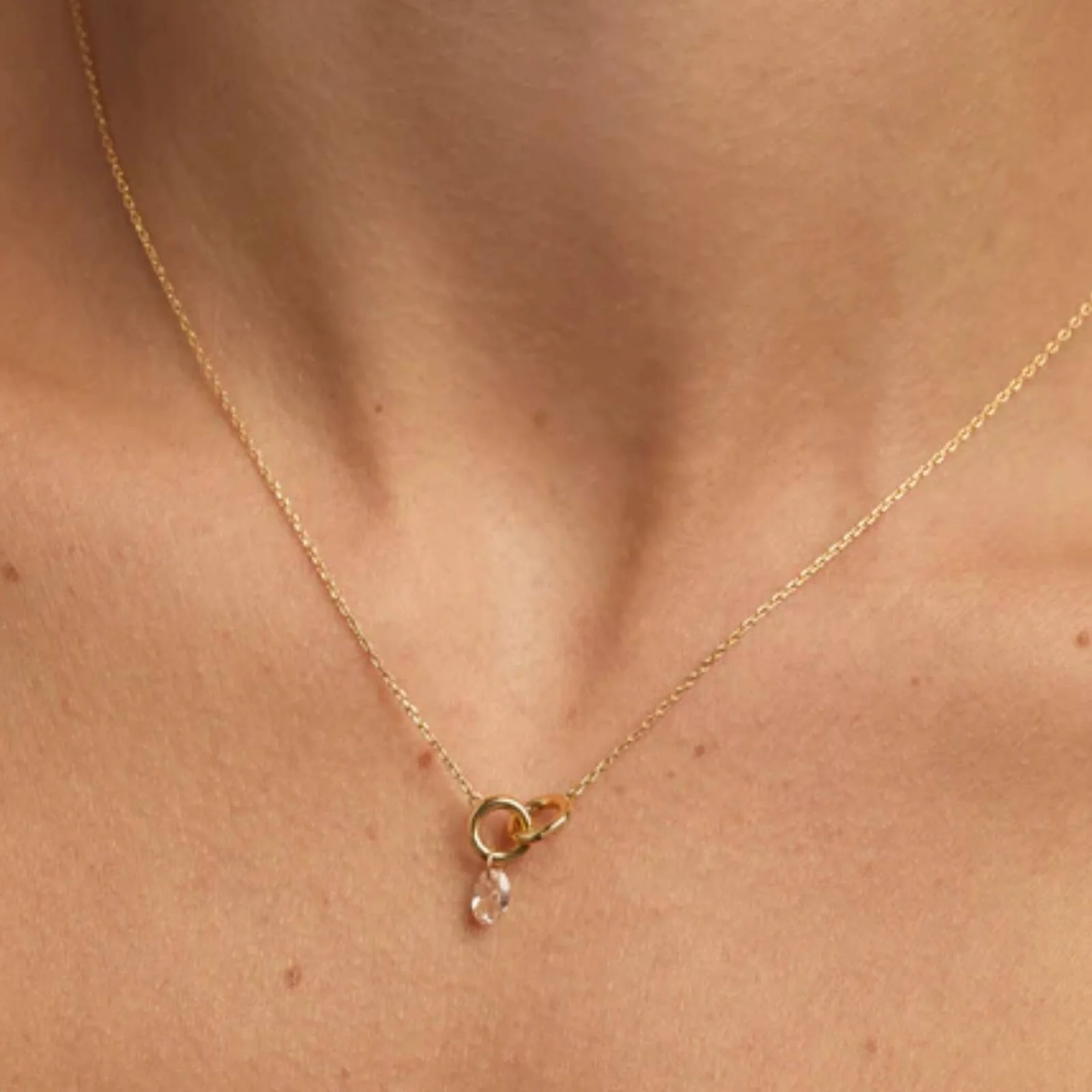 PDPAOLA Gold Peach Lily Necklace - Image 2