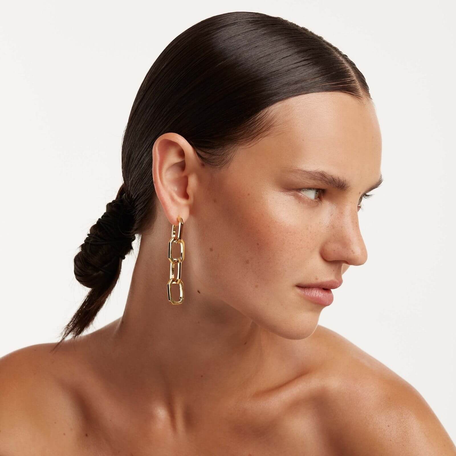PDPAOLA Gold Signature Link Drop Earrings - Image 2
