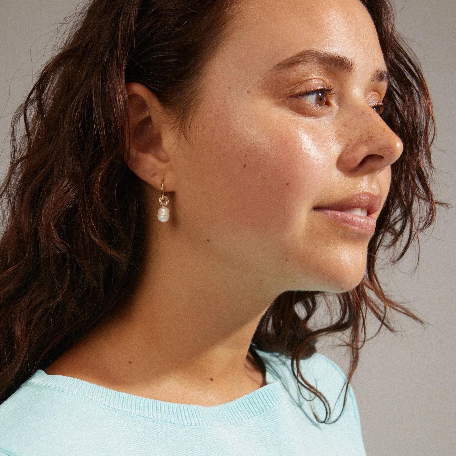 Pilgrim Baker Pearl Gold Drop Earrings - Image 2