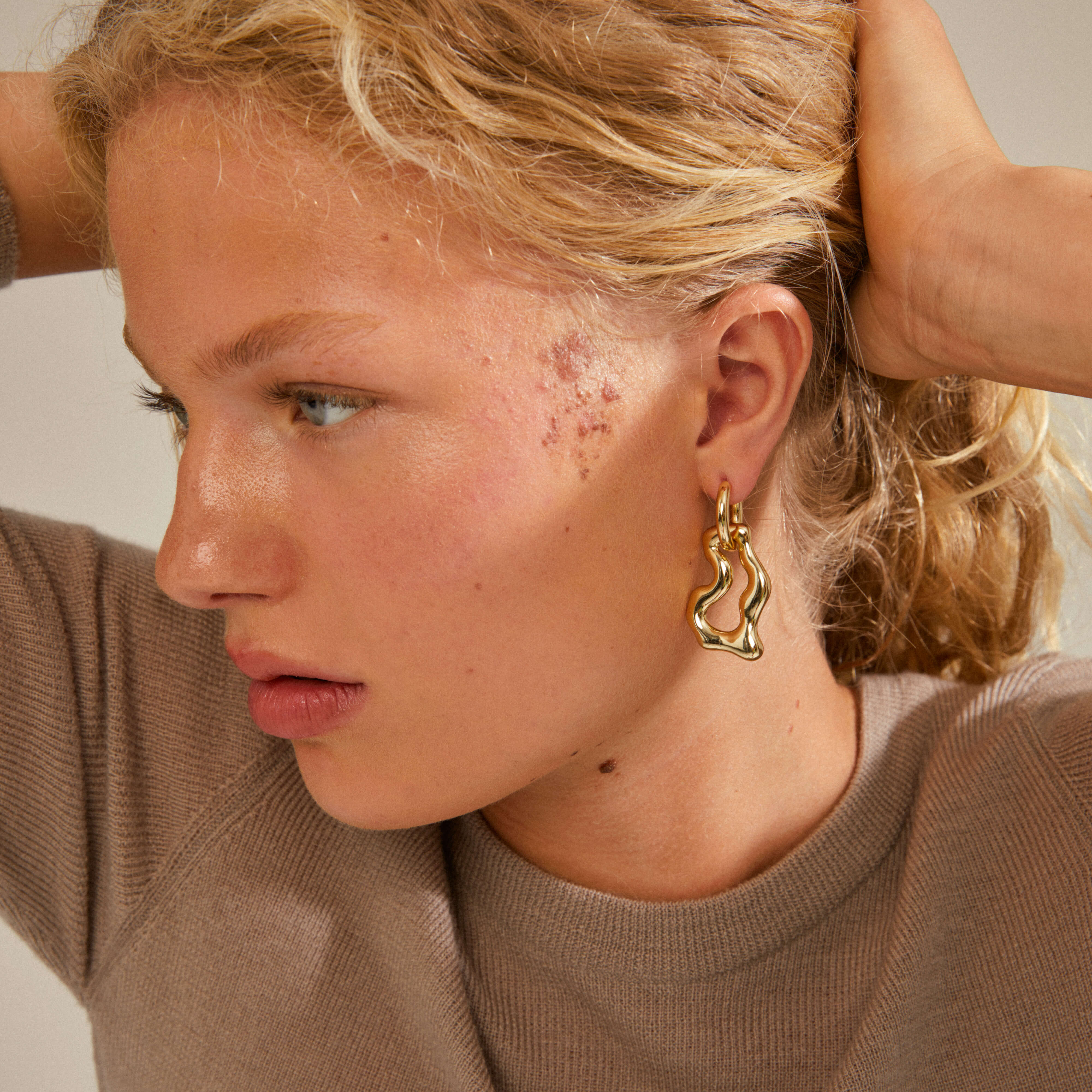 Pilgrim Cloud Gold Chunky Hoop Earrings - Image 2