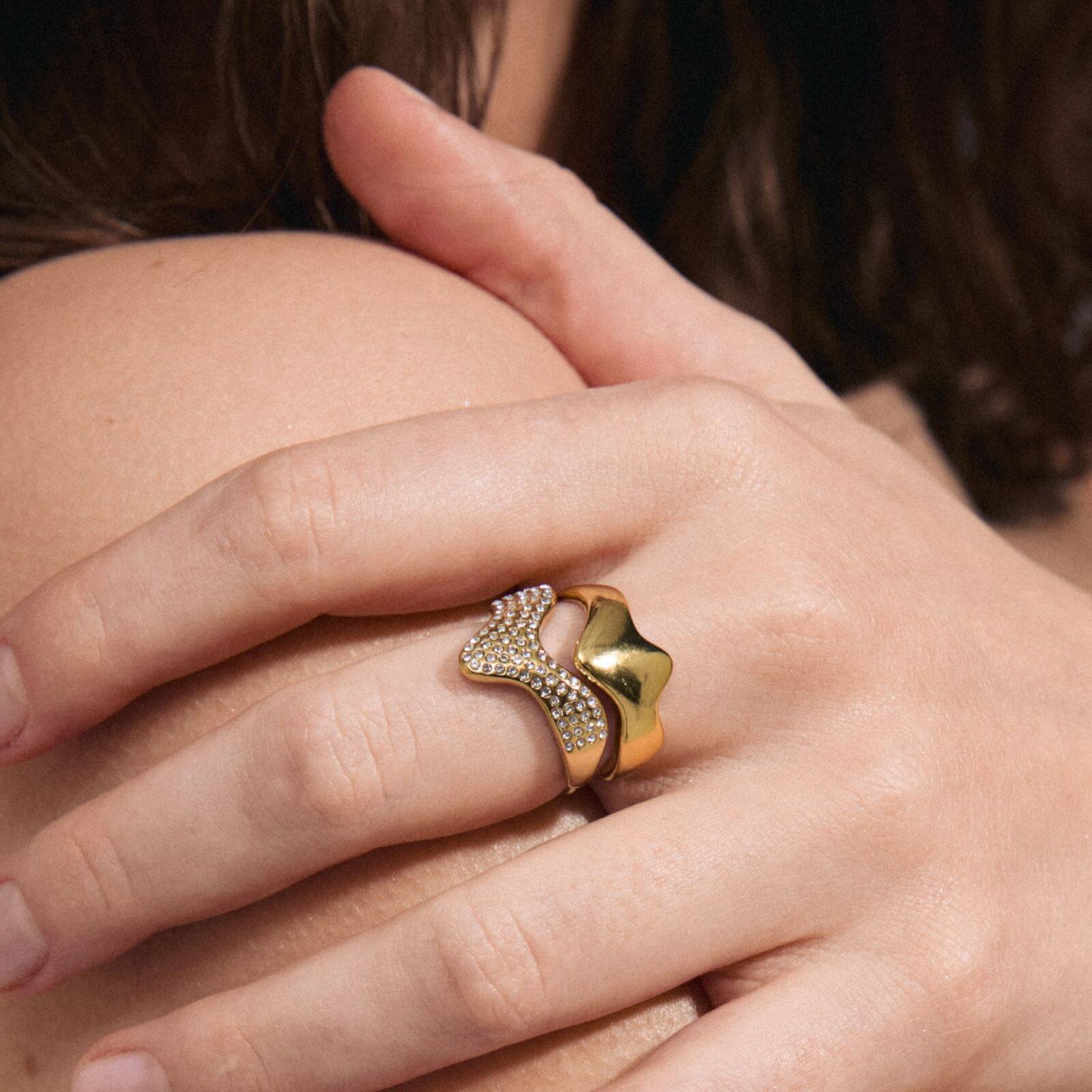 Pilgrim Connect Gold Crystal 2-in-1 Ring Set - Image 2