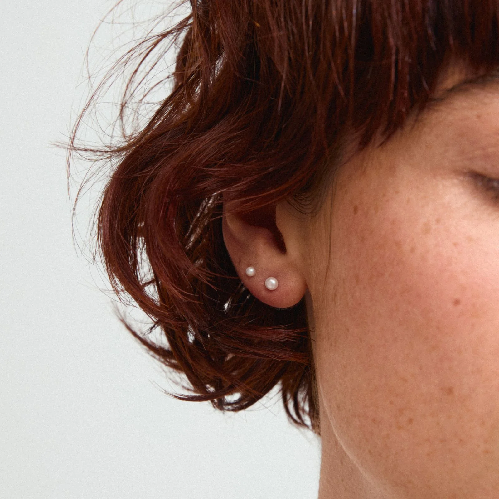 Pilgrim Johanne Silver Pearl Stud Earrings Set - Image 2
