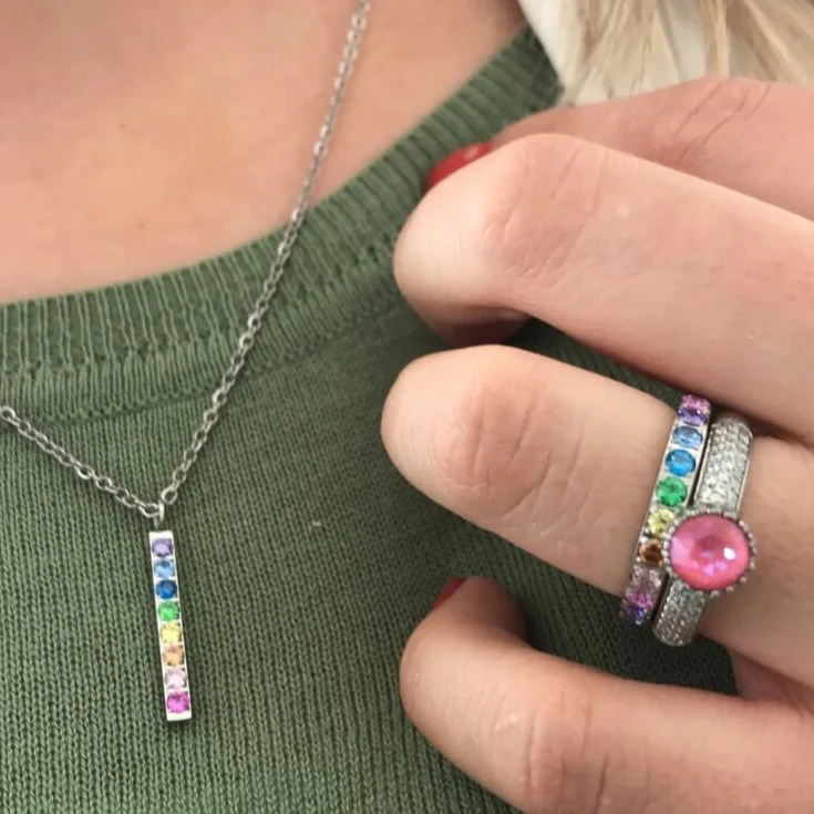 Qudo Rainbow Necklace - Silver - Image 2