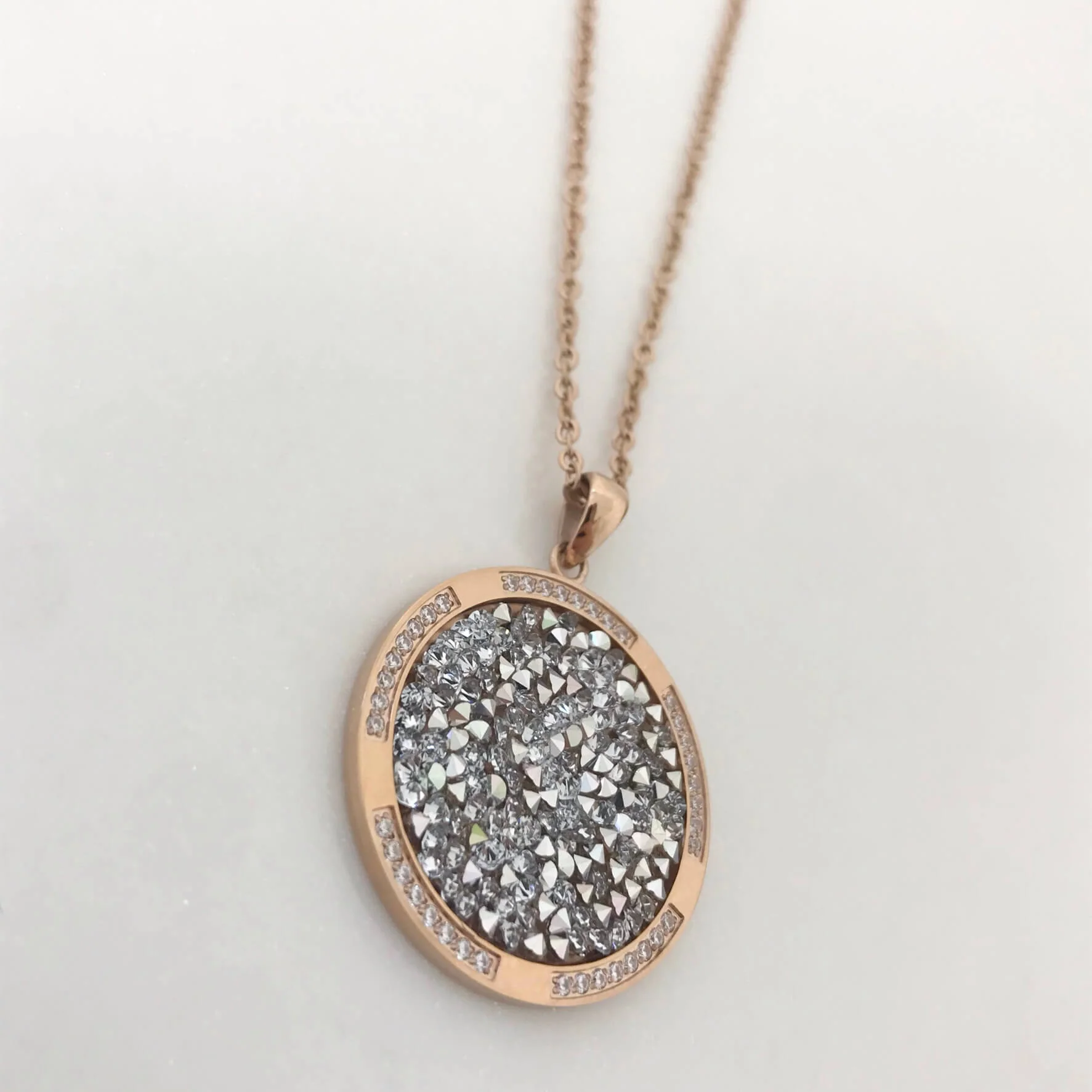Qudo Tirano Pendant & Rose Gold Chain - Comet Argent Light - Image 2