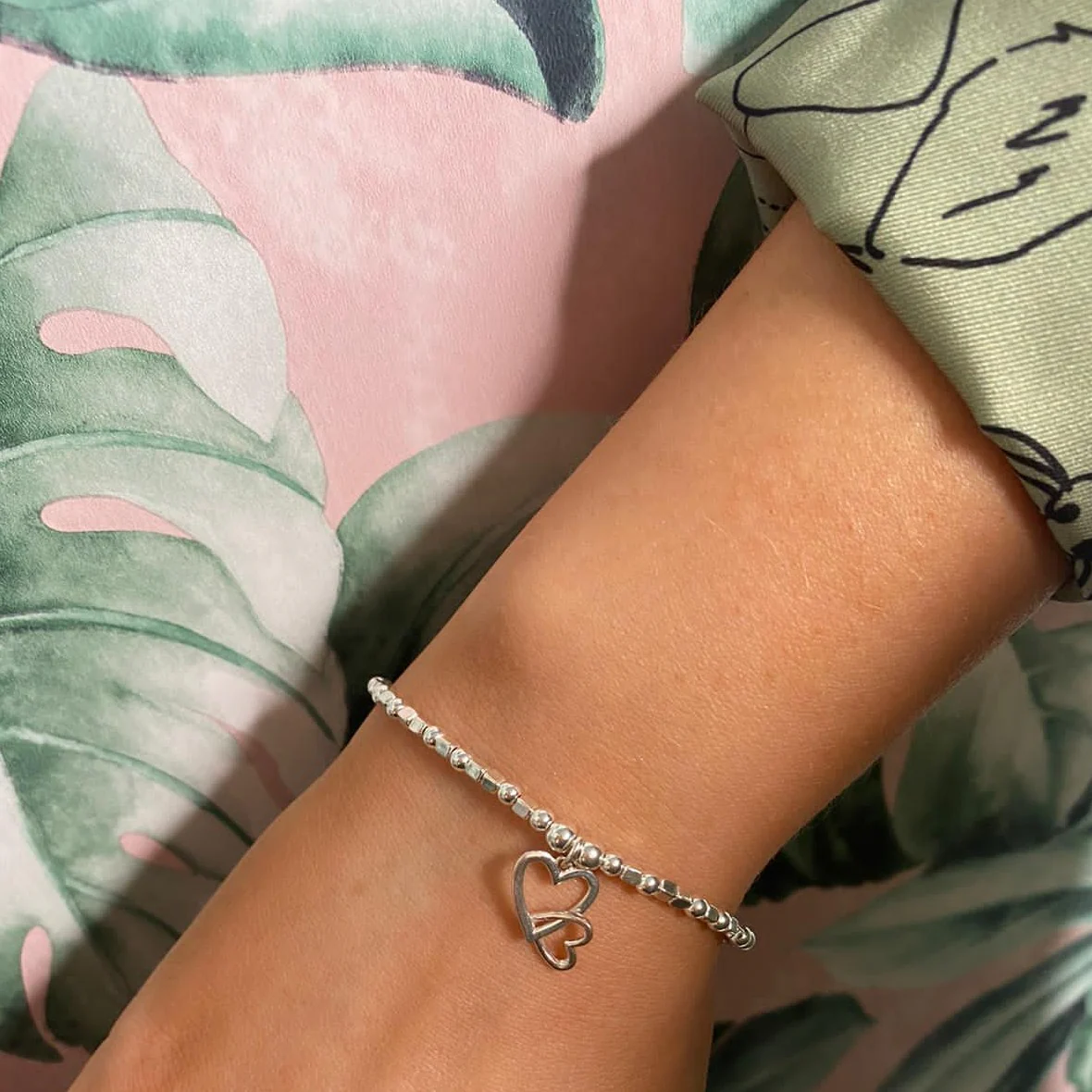 ChloBo Interlocking Love Heart Bracelet - Image 3