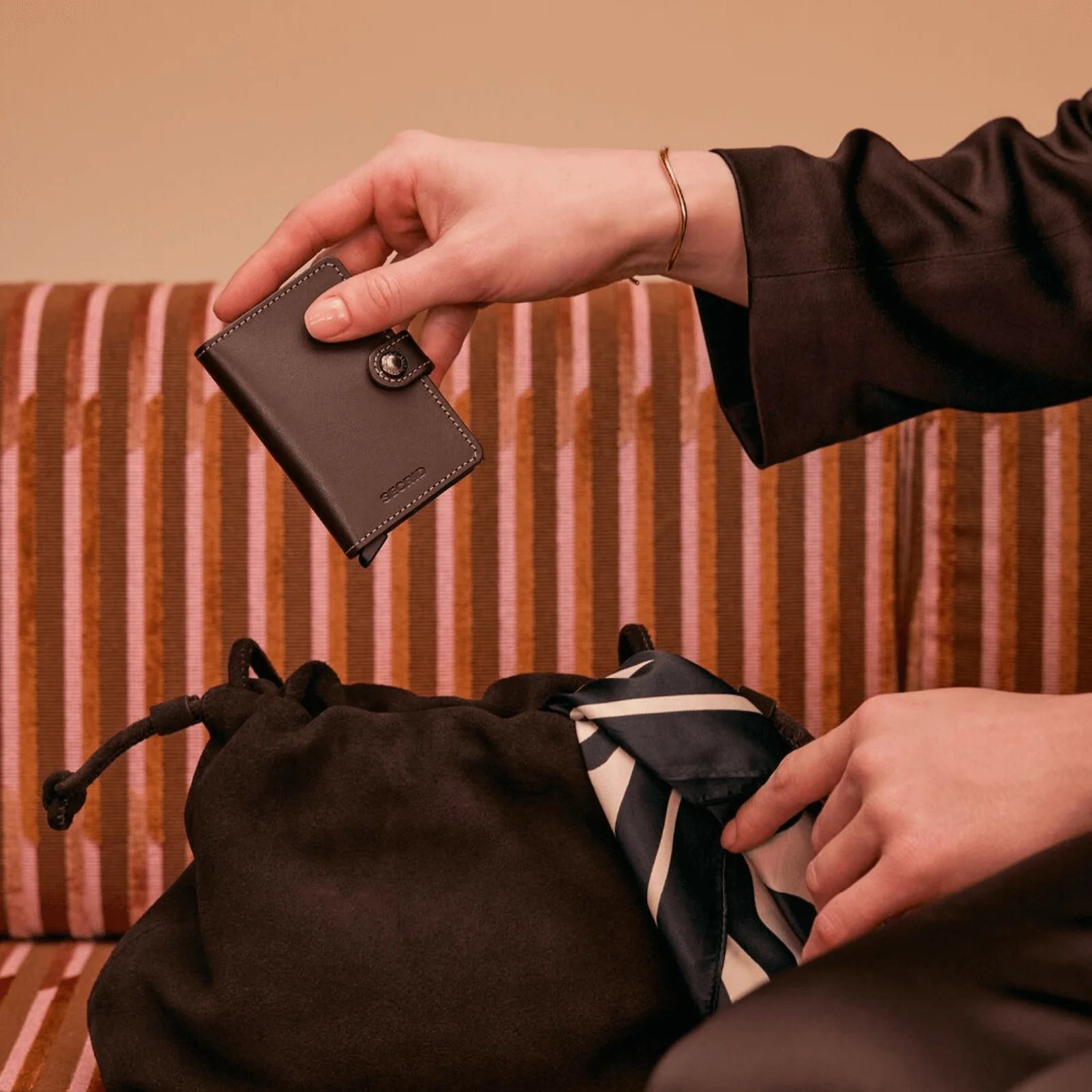 SECRID MiniWallet - Original Chocolate - Image 6
