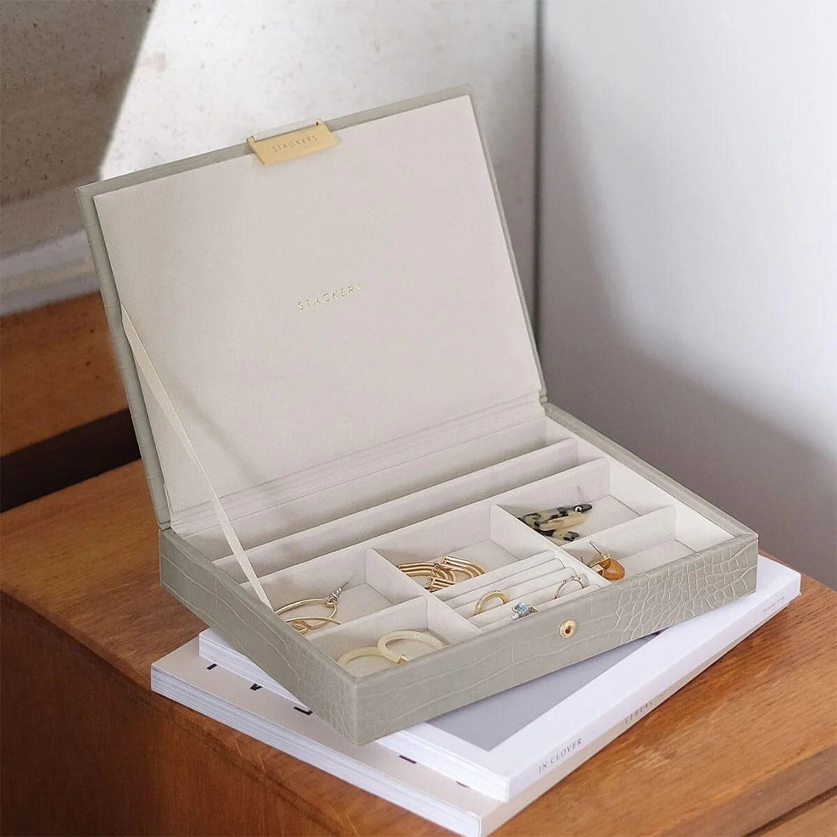 Stackers Classic Jewellery Box (Lid) - Putty Croc - Image 4