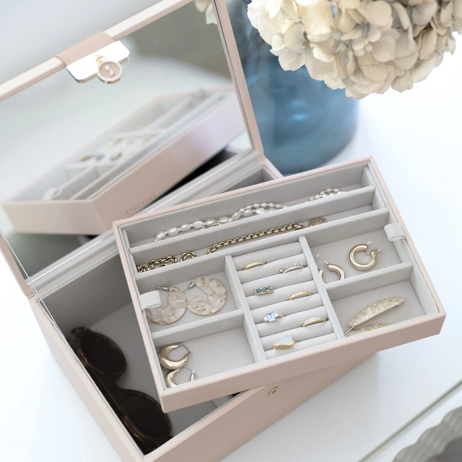 Stackers Luxury Classic 2 Tone Jewellery Box - Blush Pink - Image 4
