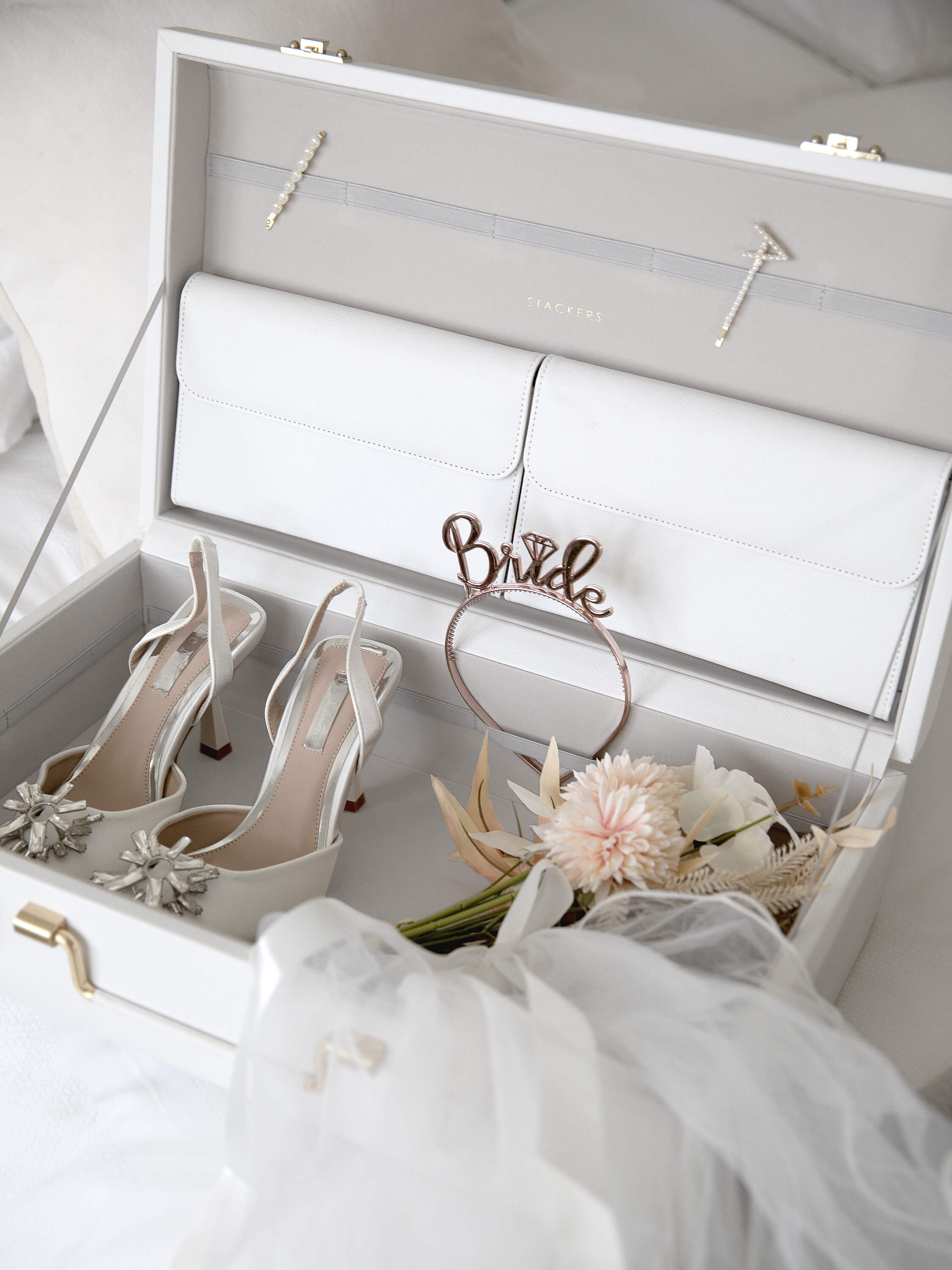 Stackers White Bridal Memory Storage Trunk - Image 5